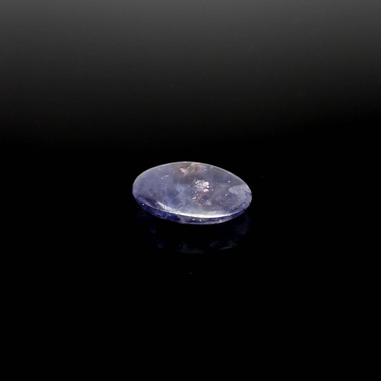 ブラッドショットアイオライト インド産 7.45ct[230622525]17.8x13.1mm前後
