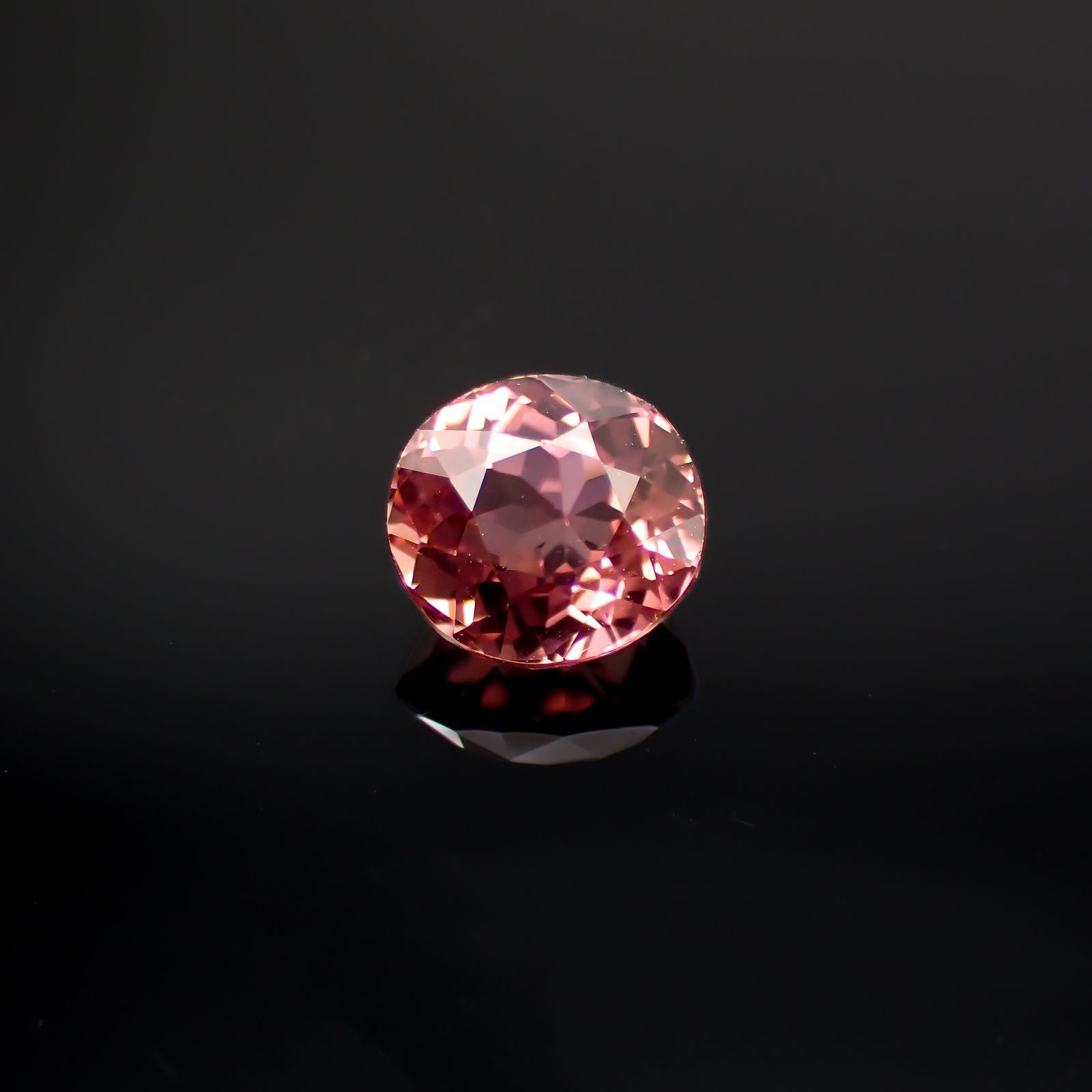ローズピンクトルマリン(宝石名ピンク・トルマリン)ブラジル/アフリカ産 1.08ct 識別済[221018335]6.4x5.9mm前後