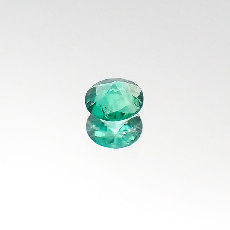 パライバトルマリン(宝石名トルマリン/別名パライバ・トルマリン) ブラジル・バターリャ鉱山産 0.068ct 識別済[20095305]2.9×2.8mm前後