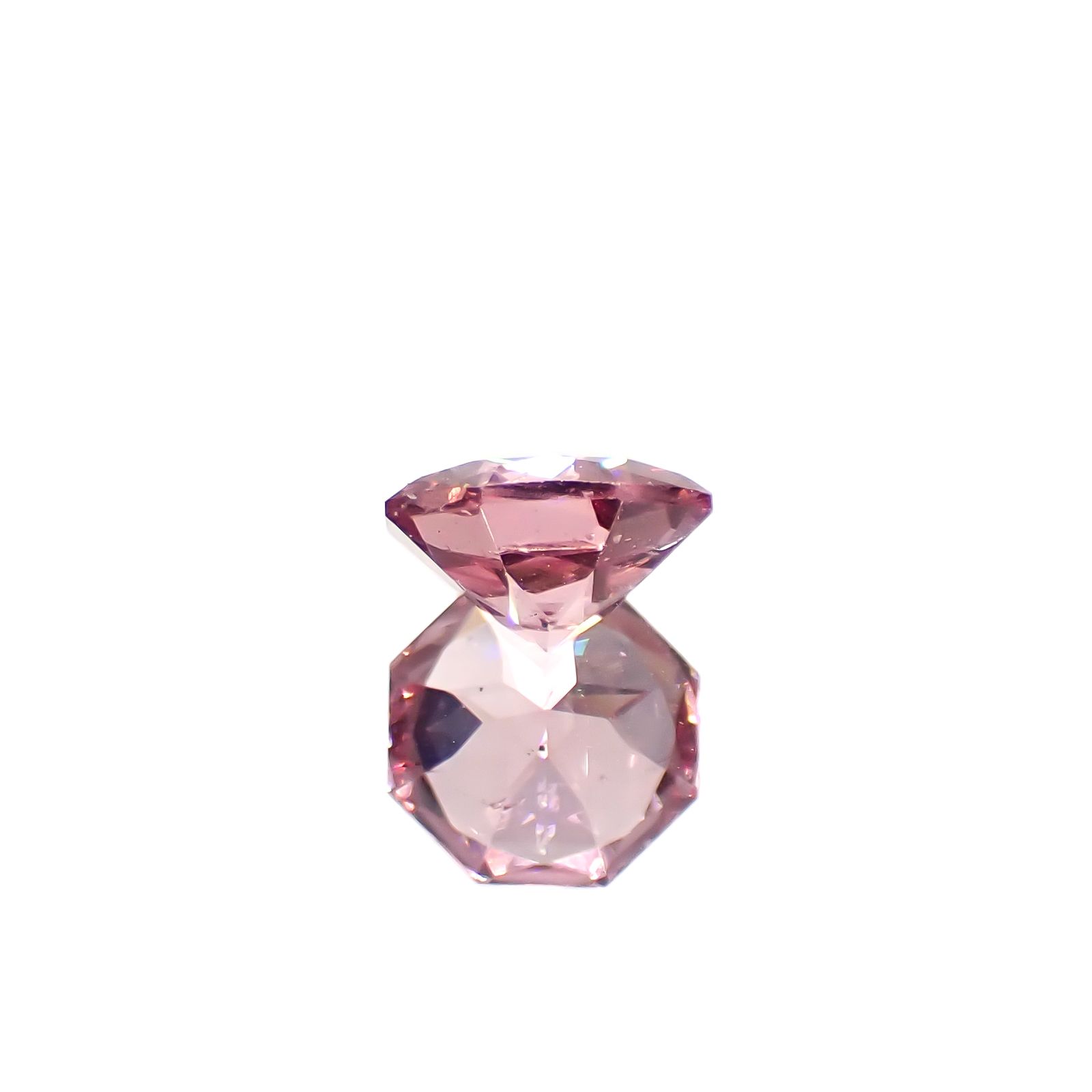 ◇オクタゴンカット◇カラーシフト マラヤガーネット(宝石名ガーネット)タンザニア産 0.95ct 識別済[220113833]6.1x6mm前後