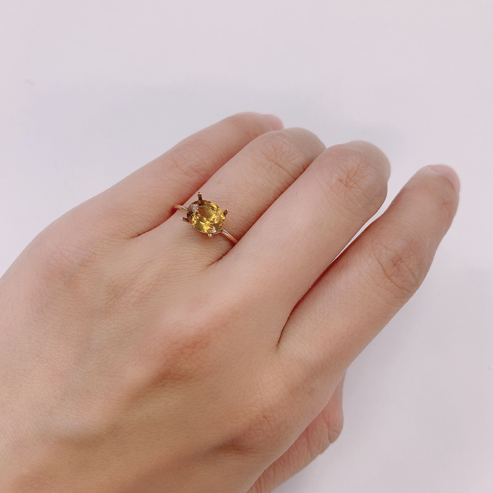 ゴールデンスフェーン(宝石名スフェーン) マダガスカル産 1.34ct 識別済[210812758]7.7×5.9mm前後