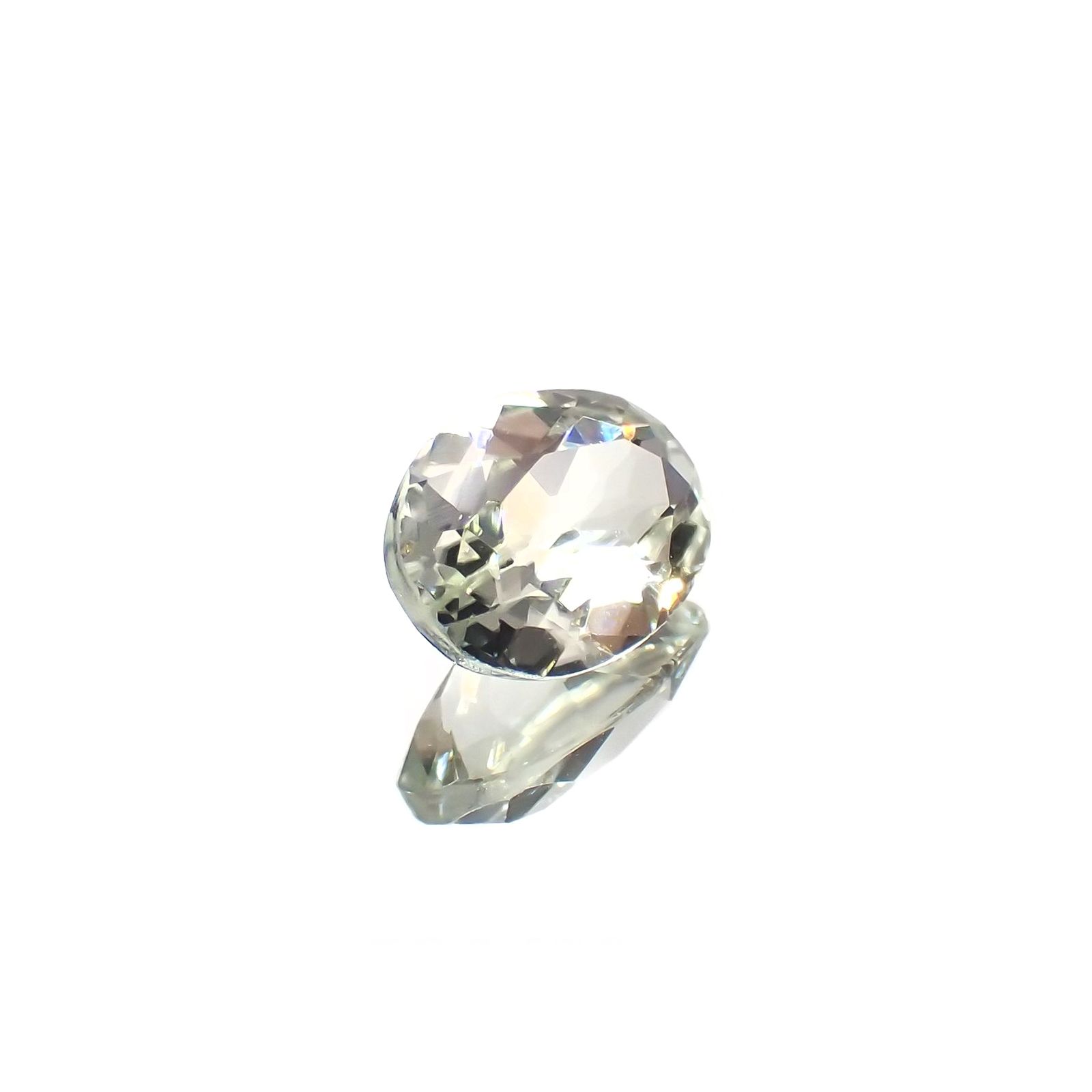 シリマナイト(宝石名シリマナイト)インド産 識別済 1.30ct / 8x6.1mm前後 [221018465]
