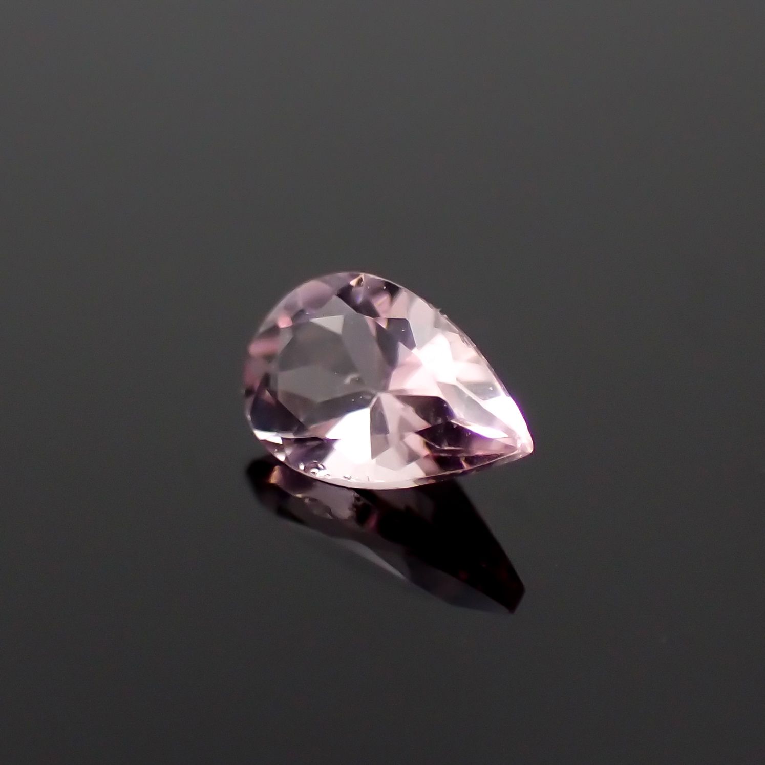モルガナイト モザンビーク産 0.17ct[230923355]4.8x2.9mm前後