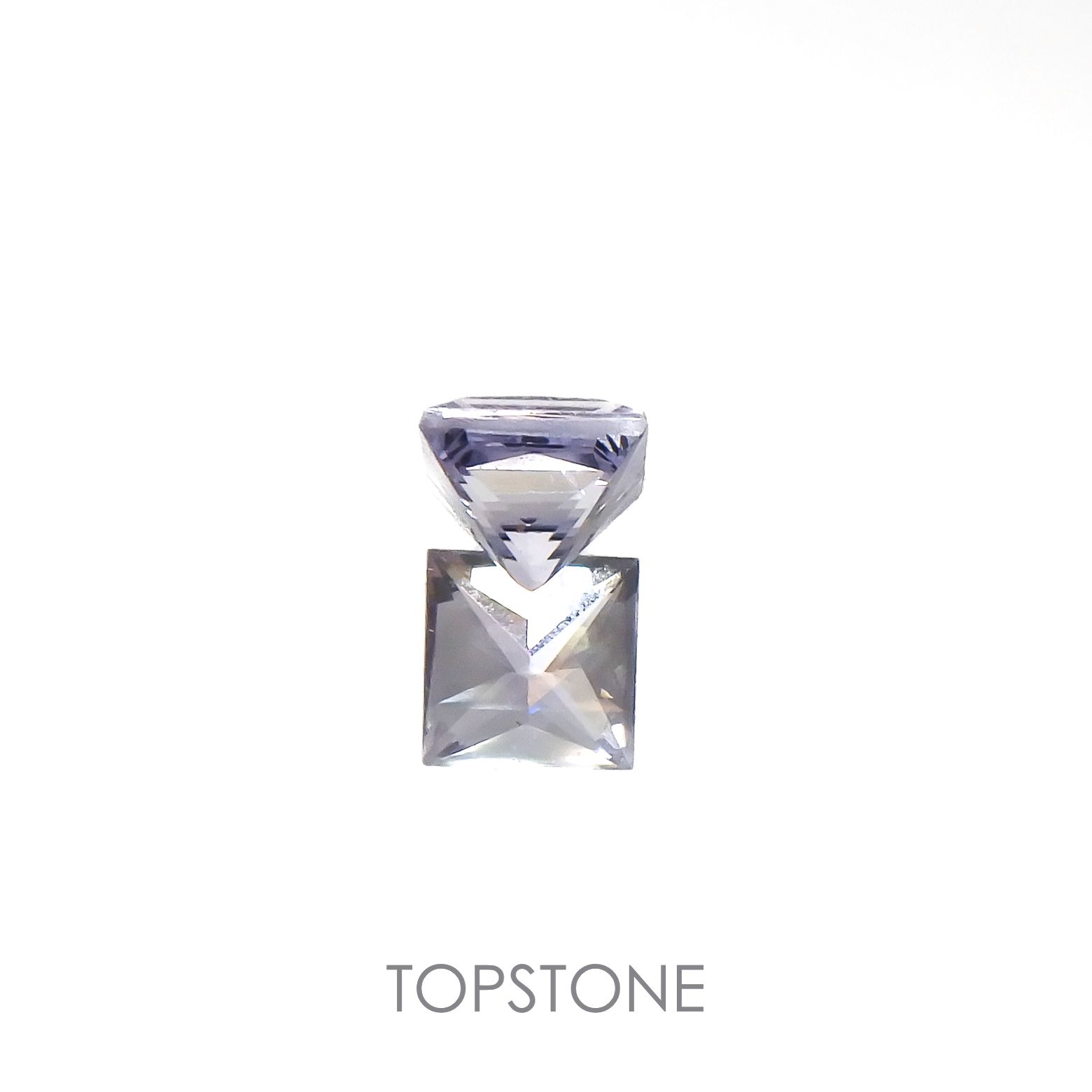 ◇プリンセスカット◇アイスラベンダーサファイア(宝石名サファイア)東アフリカ産 0.22ct 識別済[220817372]3x3mm前後