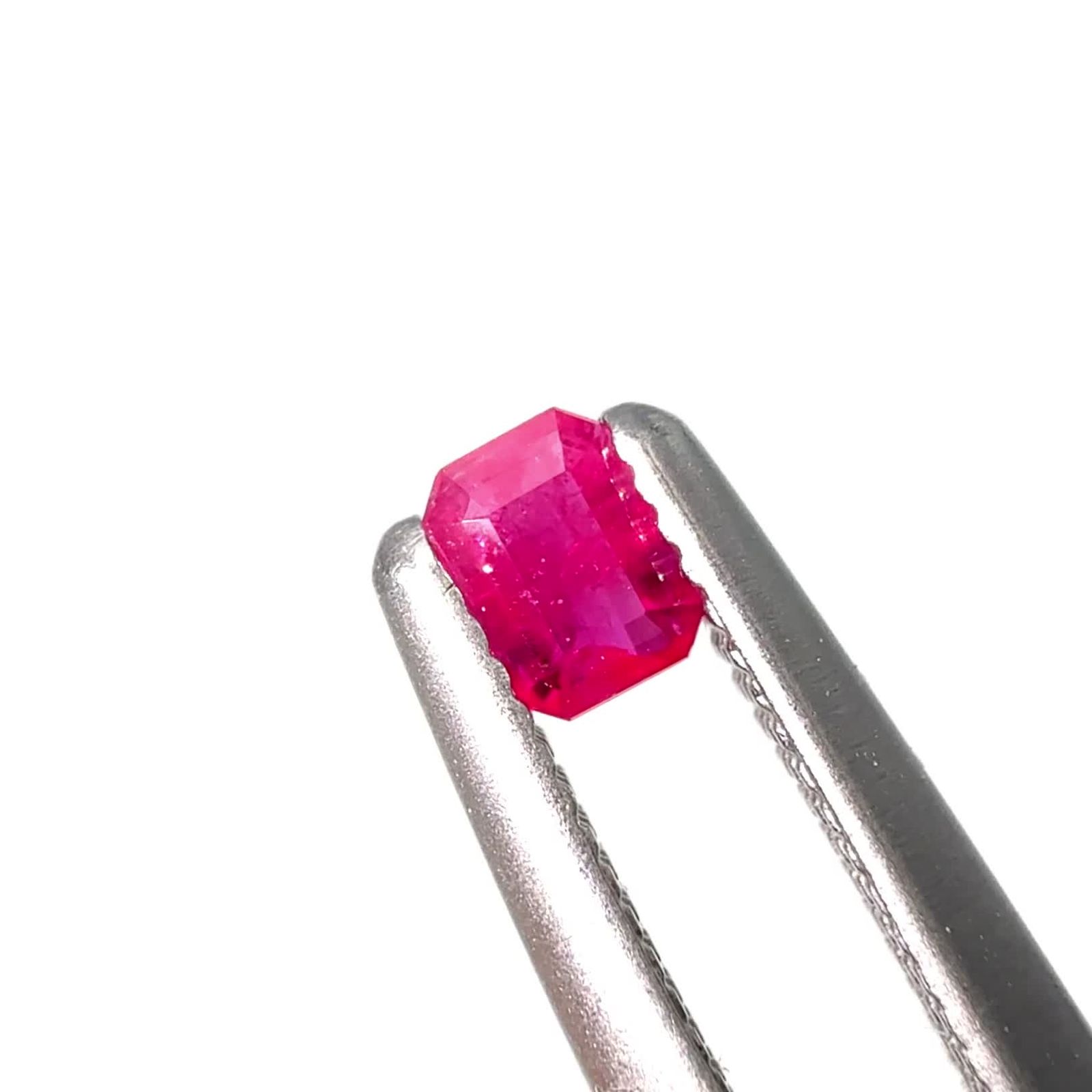 レッドベリル/ピンクベリル アメリカ・ユタ州産 0.094ct