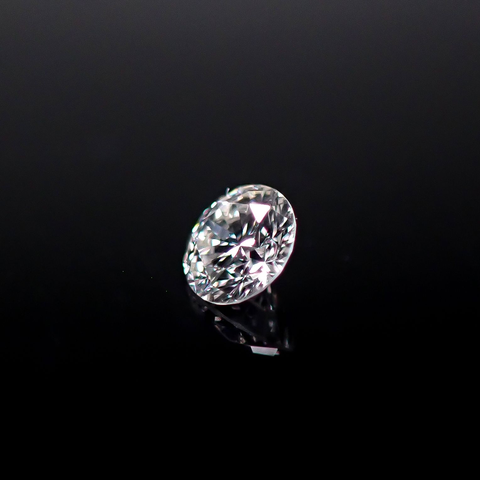 ダイヤモンド SI1-VS ハート&キューピッド 0.064ct / 2.5x2.5mm前後 [251031180]