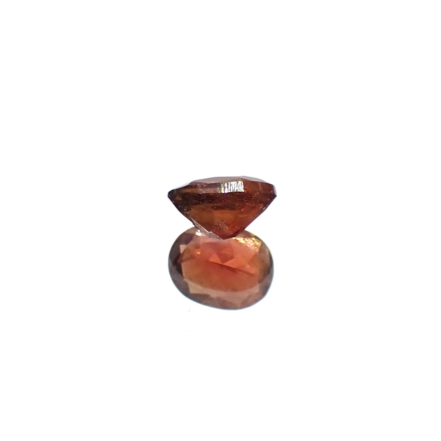 ゴールデンアイオライト マダガスカル産 0.25ct[240527658]4.8x3.7mm前後