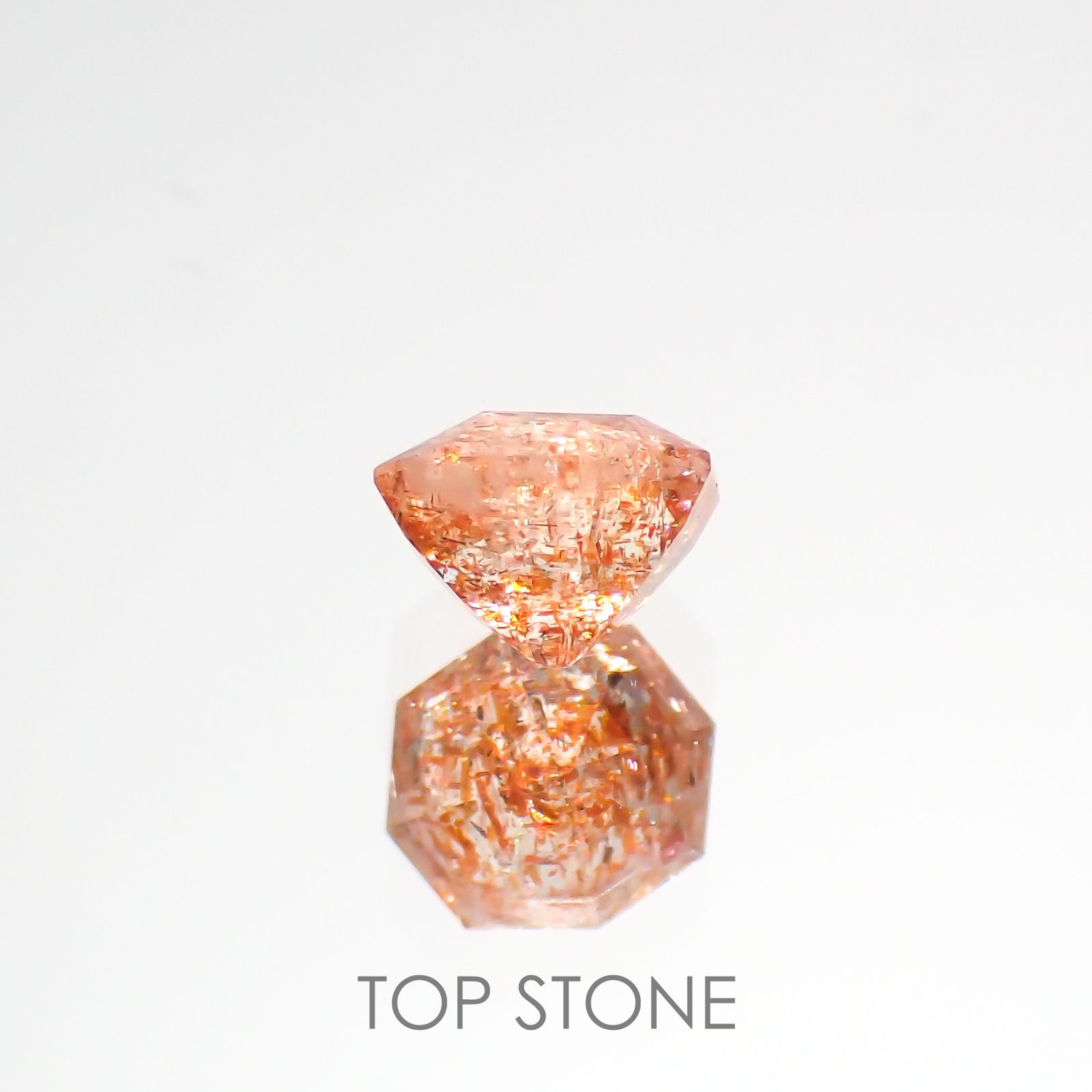 ◇オクタゴンカット◇イリュージョンサンストーン インド産 0.56ct[220115492]5.2x4.8mm前後