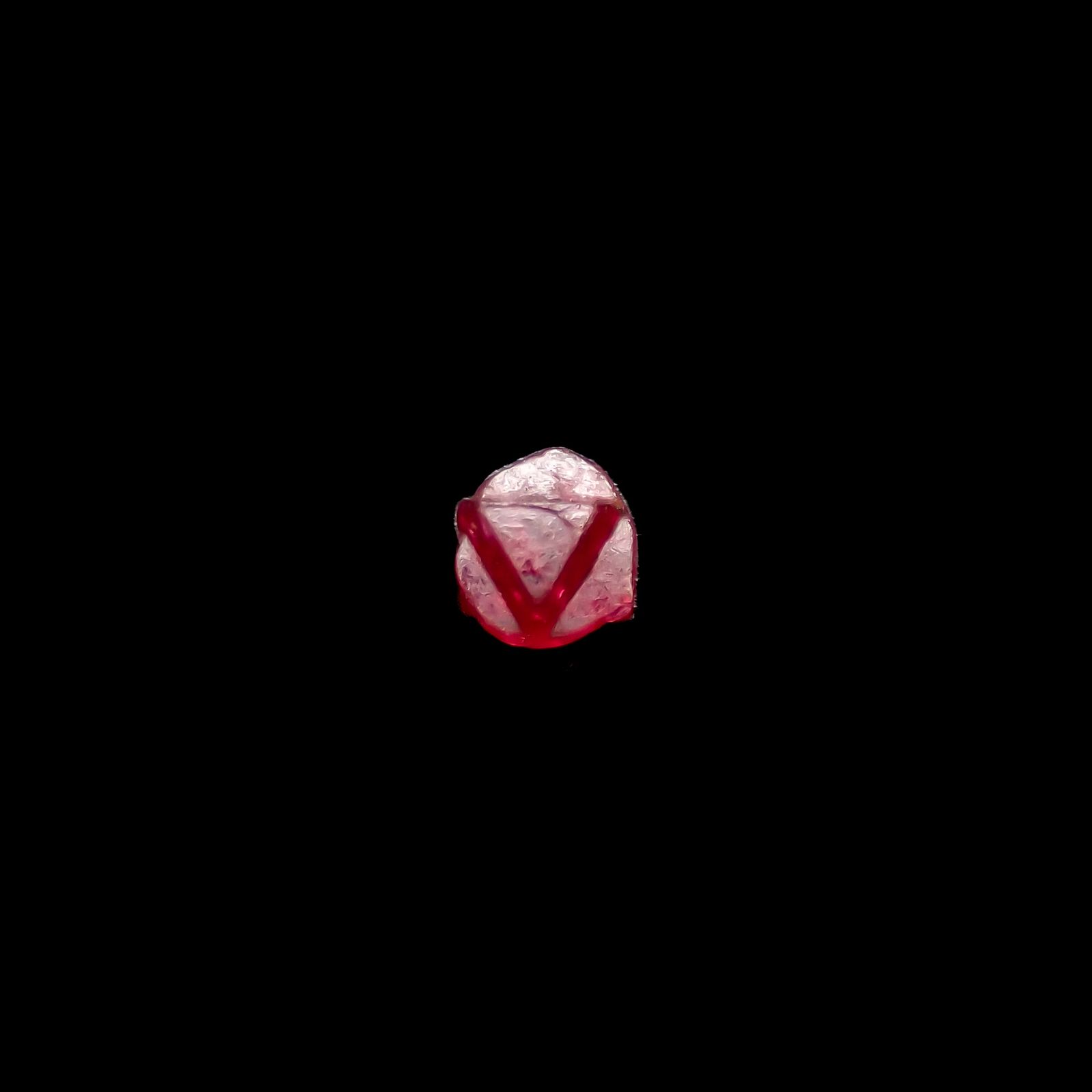 ツインクリスタルスピネル(スピネル式双晶) 原石 ビルマ産 0.12ct[240628432]3.2x2.9mm前後