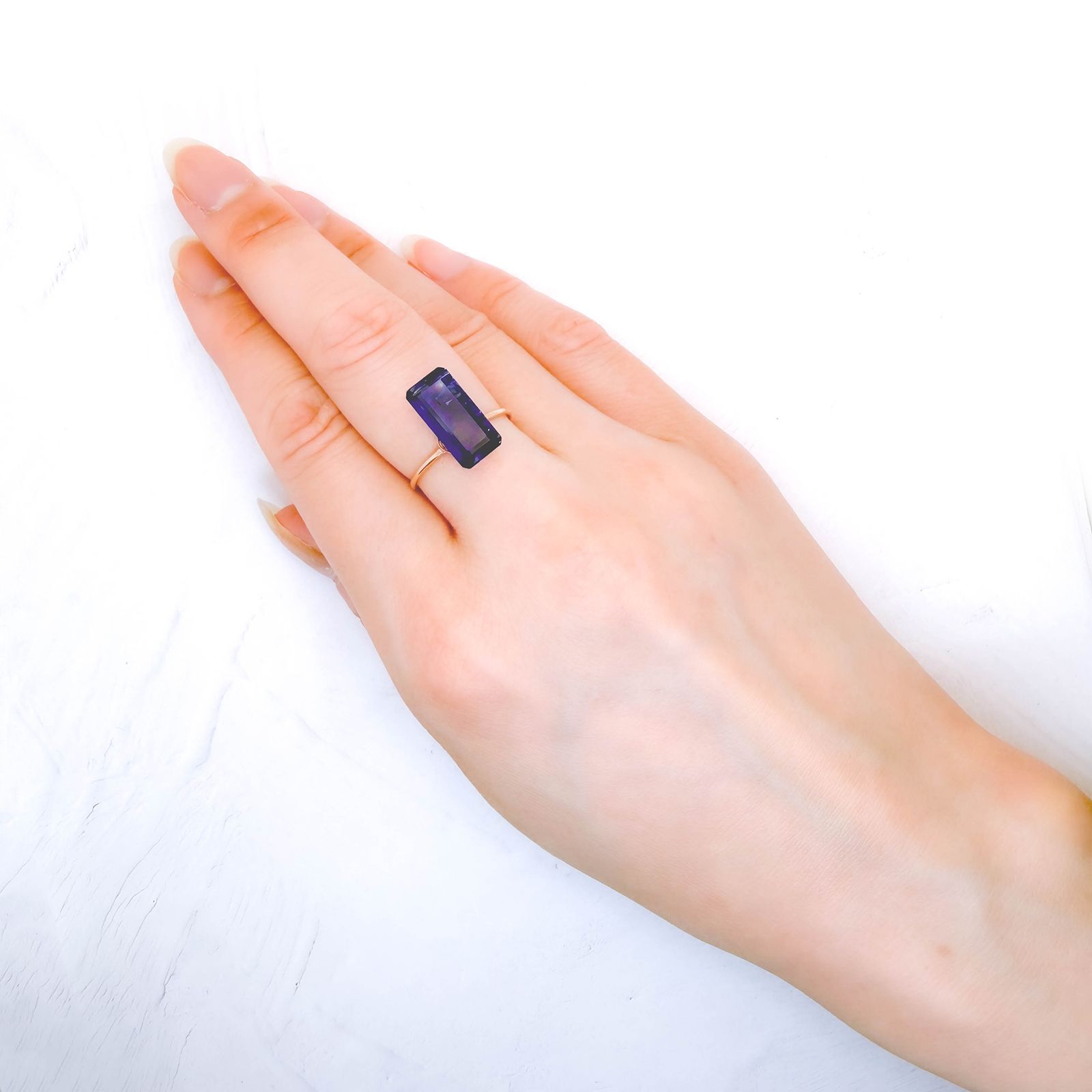 カイヤナイト ネパール産 4.62ct / 14.1x7.1mm前後 [260532272]