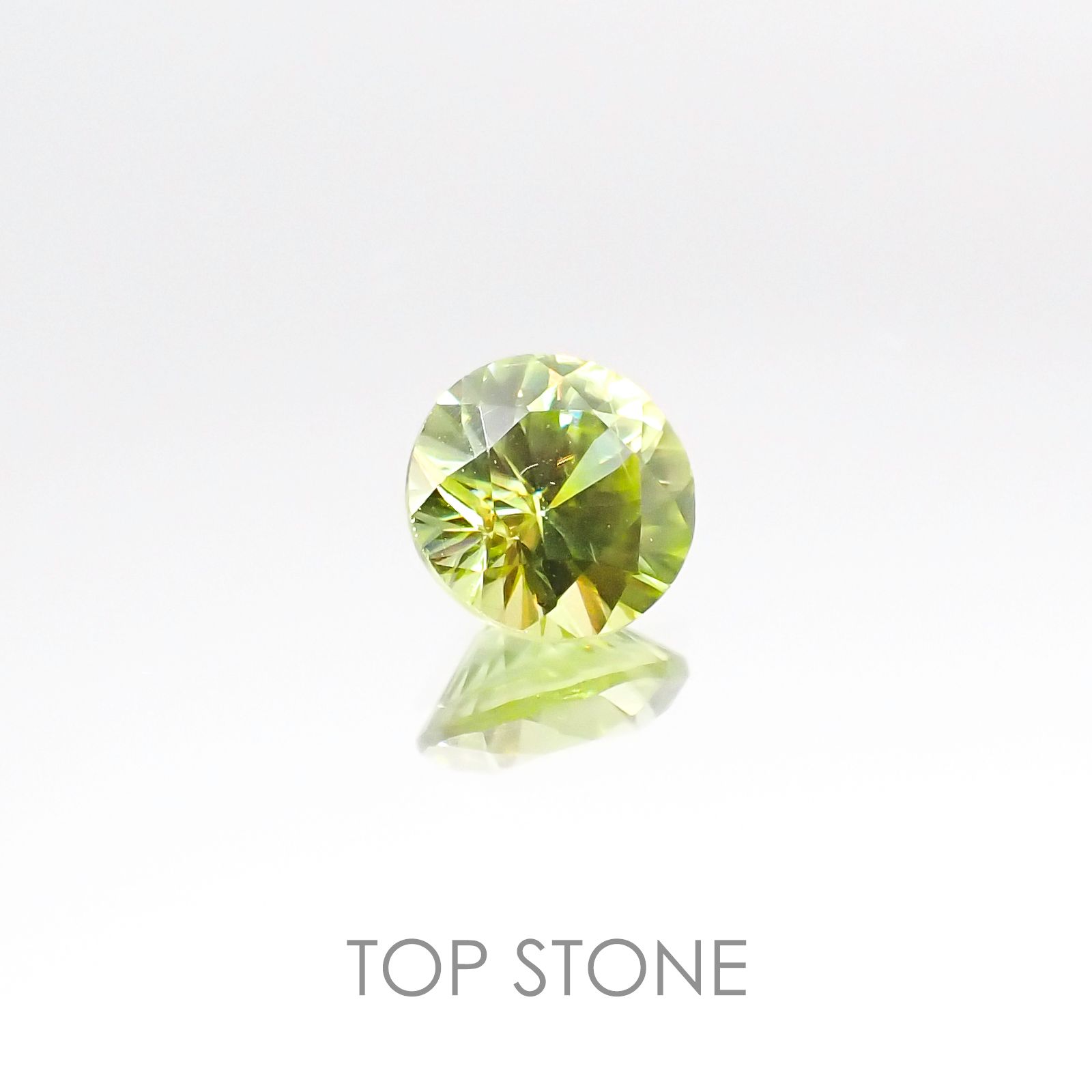 スフェーン マダガスカル産 ルース 0.98ct[20106527]6.1×6.1mm前後