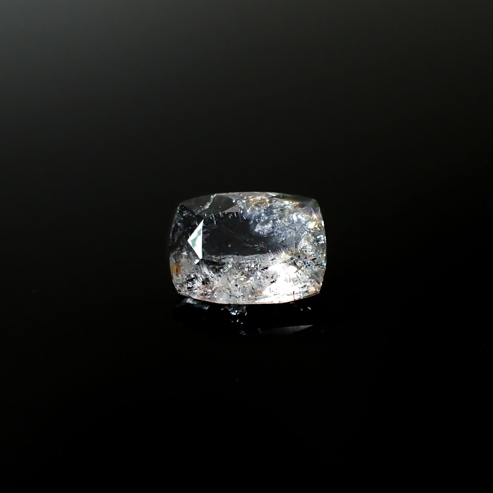 モスアクアマリン ブラジル産 1.76ct[240226048]9x6.9mm前後