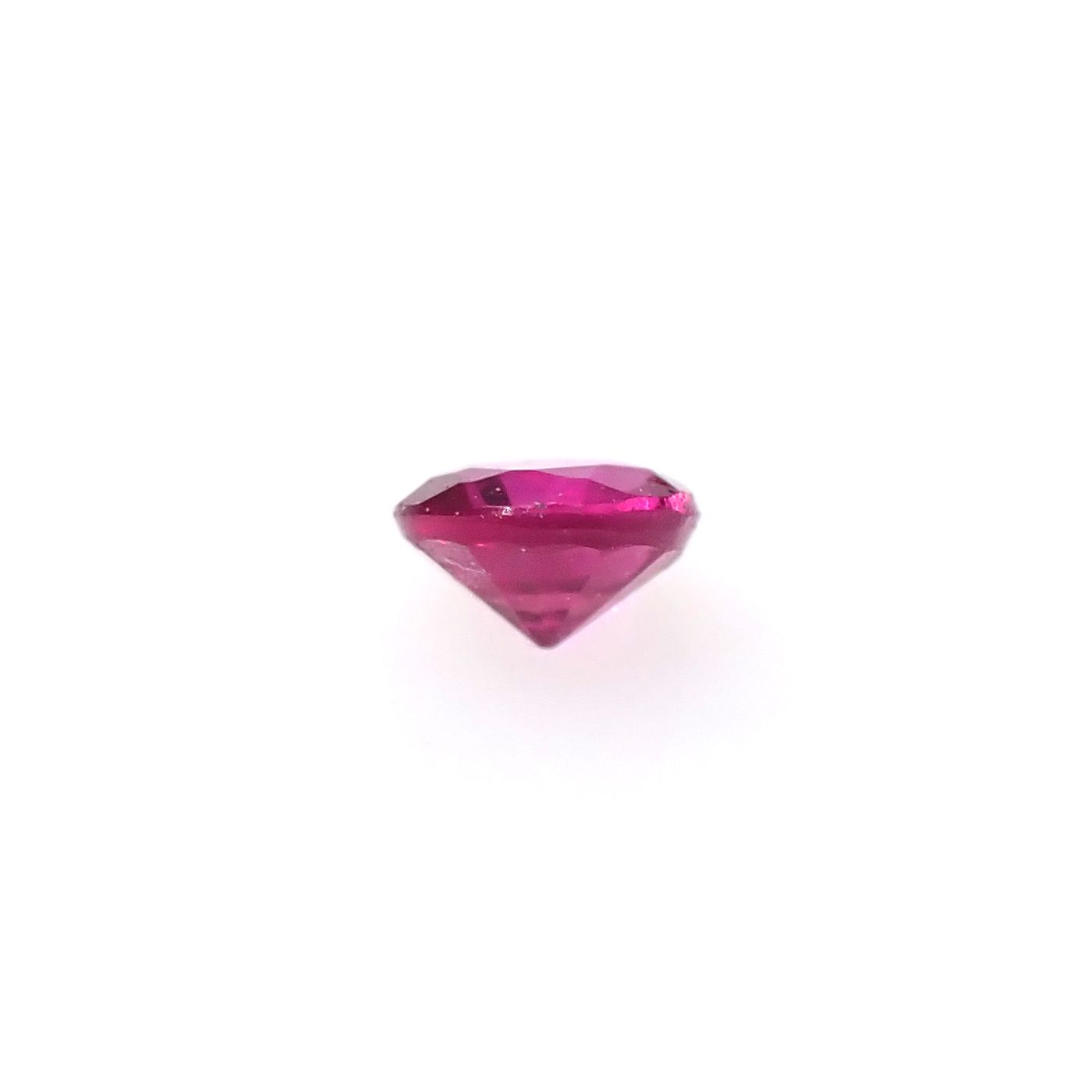 ルビー ビルマ産 0.058ct [250630610]2.3x2.2mm前後