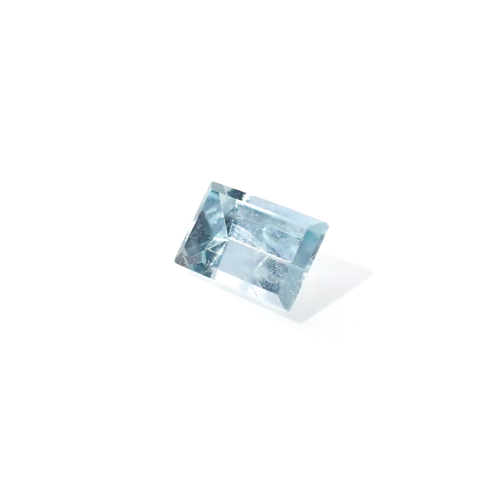 ◇ミラーカット◇アクアマリン モザンビーク産 0.85ct[240226099]7x4.7mm前後