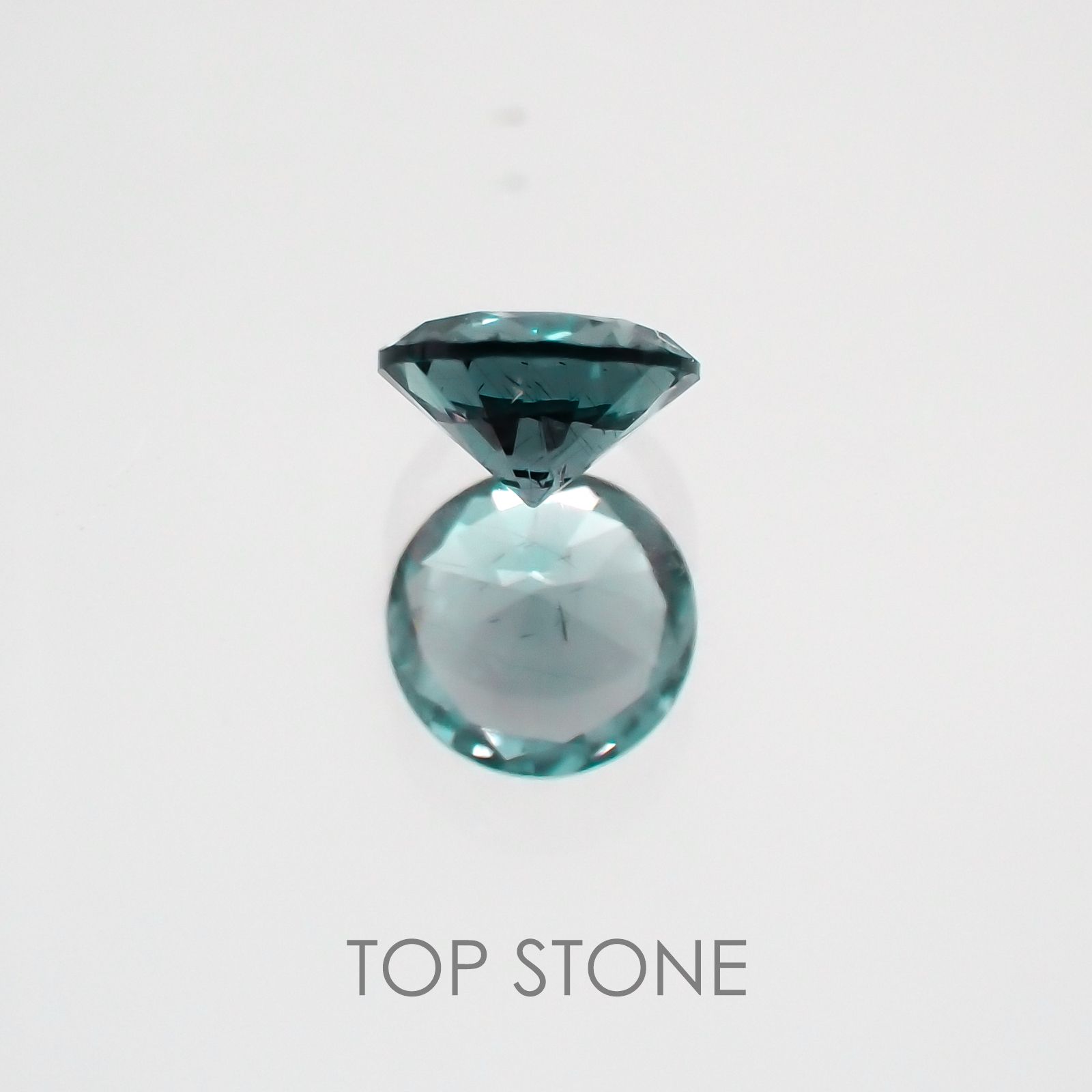 カラーチェンジガーネット(アレキタイプ) マダガスカル・ベキリー産 ルース 0.138ct[21029484]3.3×3.3mm前後