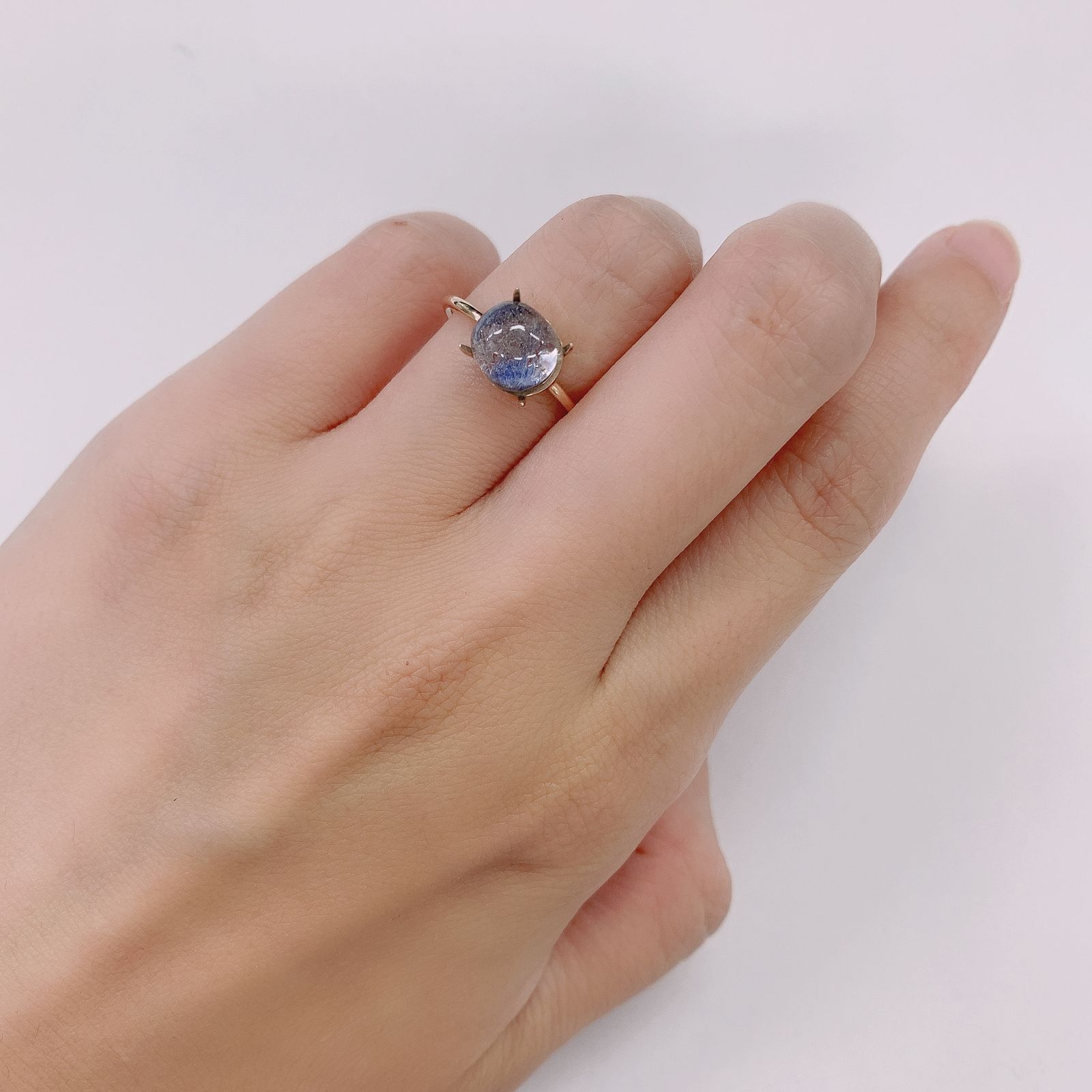 デュモルチェライトインクォーツ ブラジル産 ルース 1.94ct[210913185]7.7×7.2mm前後