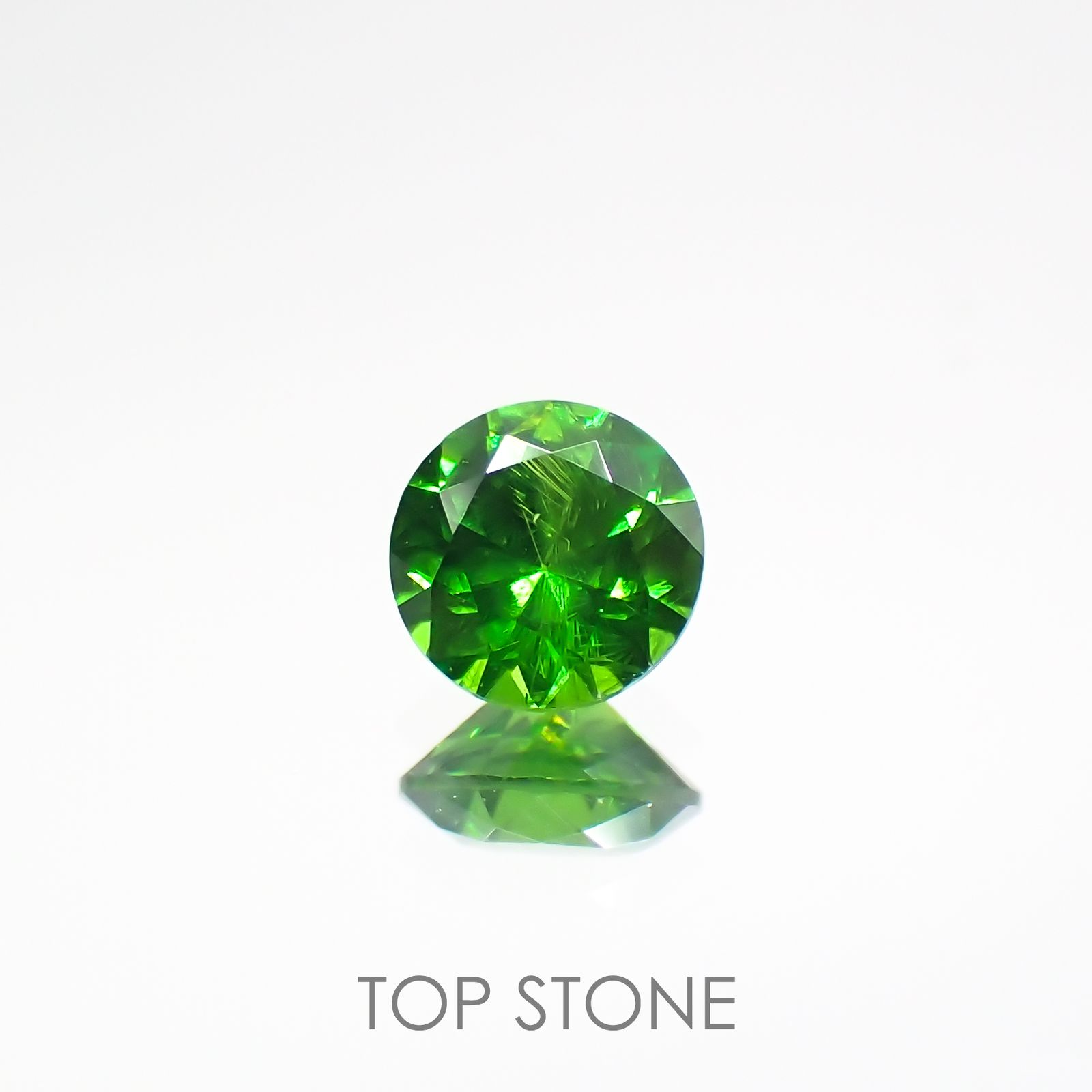 デマントイドガーネット(宝石名デマントイド・ガーネット) ロシア産 0.147ct ソ付(彩珠)[210712086]3.1×3.1mm前後