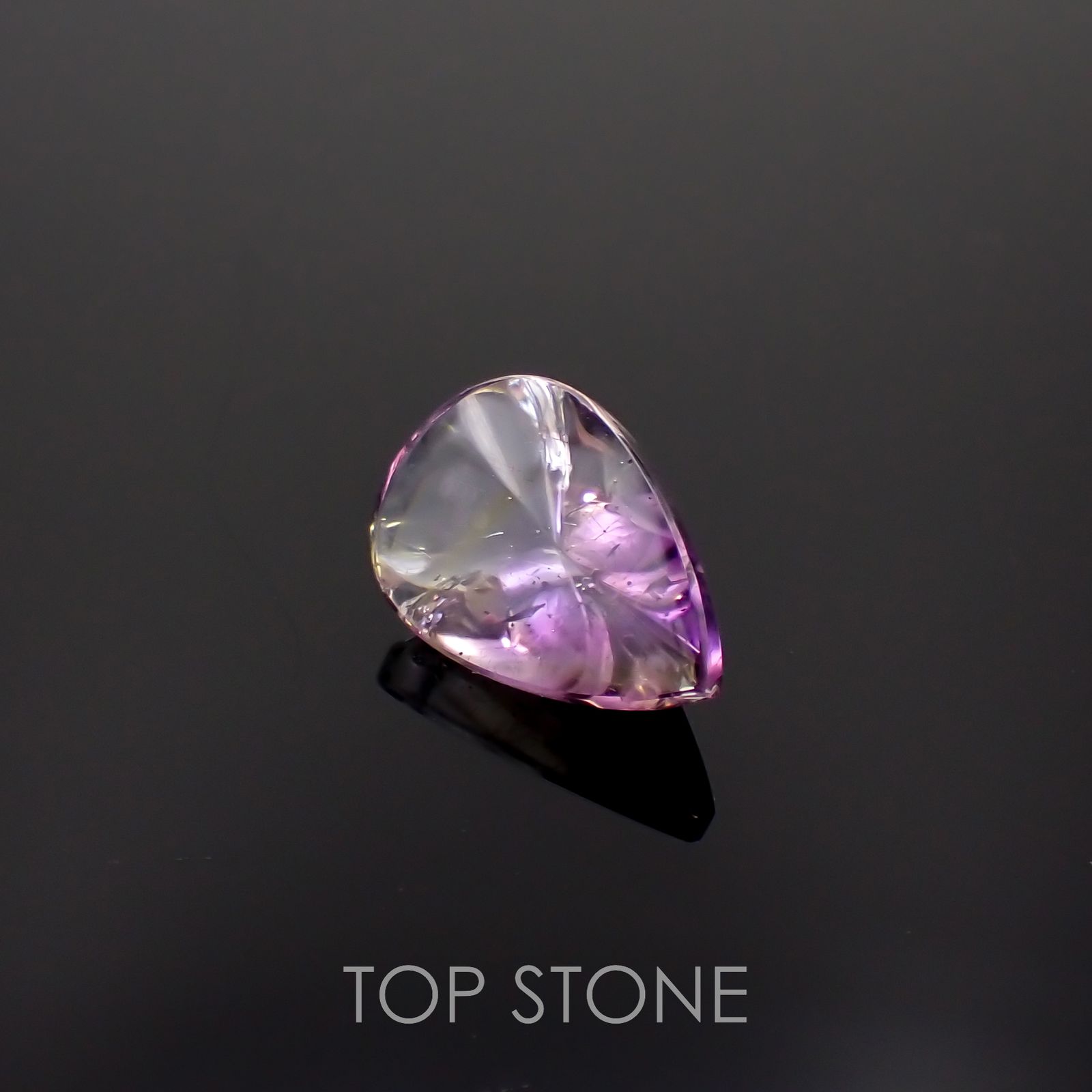 アメジストエレスチャル ブラジル産 10.48ct[230119783]18.7x12.5mm前後