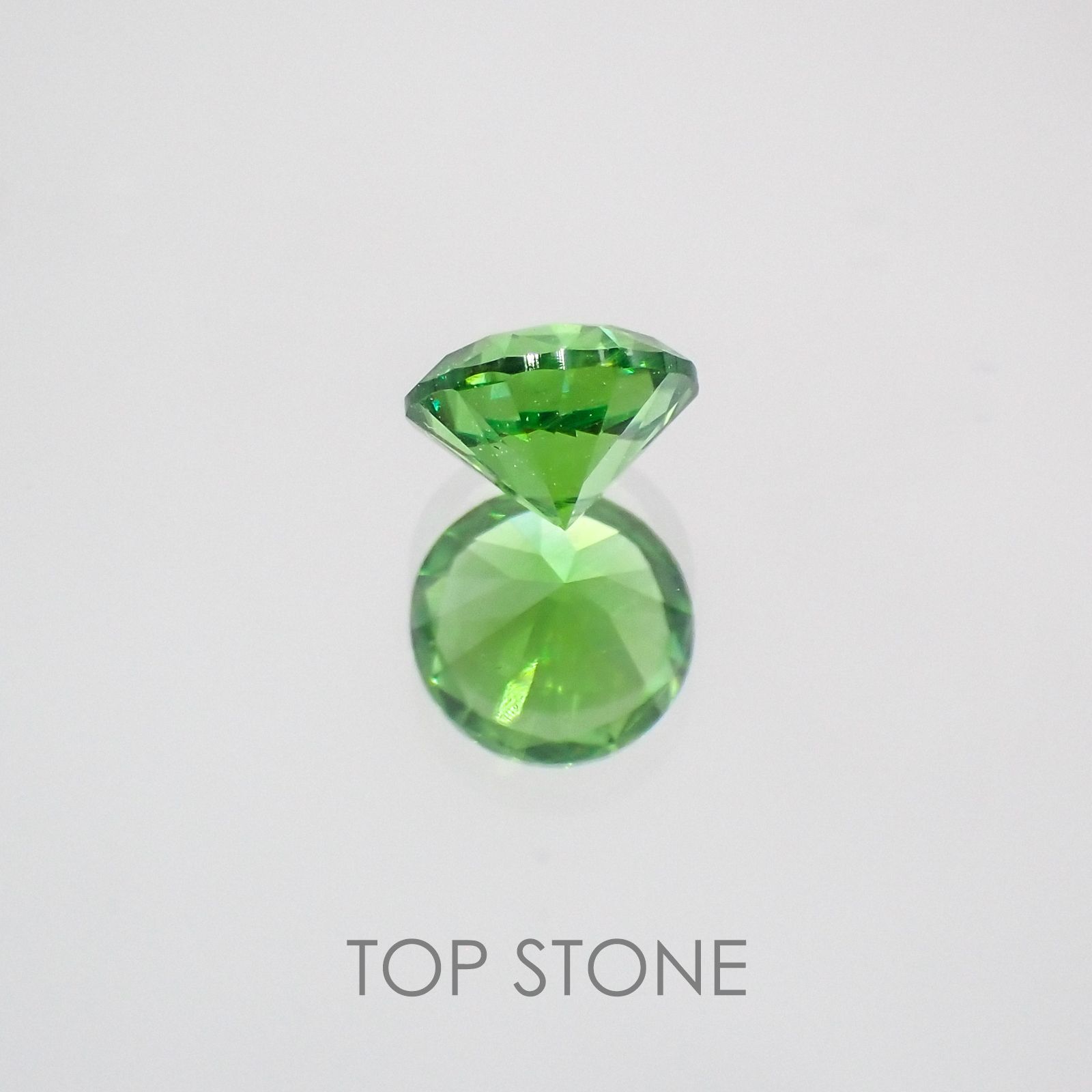 デマントイドガーネット(宝石名デマントイド・ガーネット) ロシア産 0.427ct ソ付(彩珠)[210310252]4.5×4.5mm前後