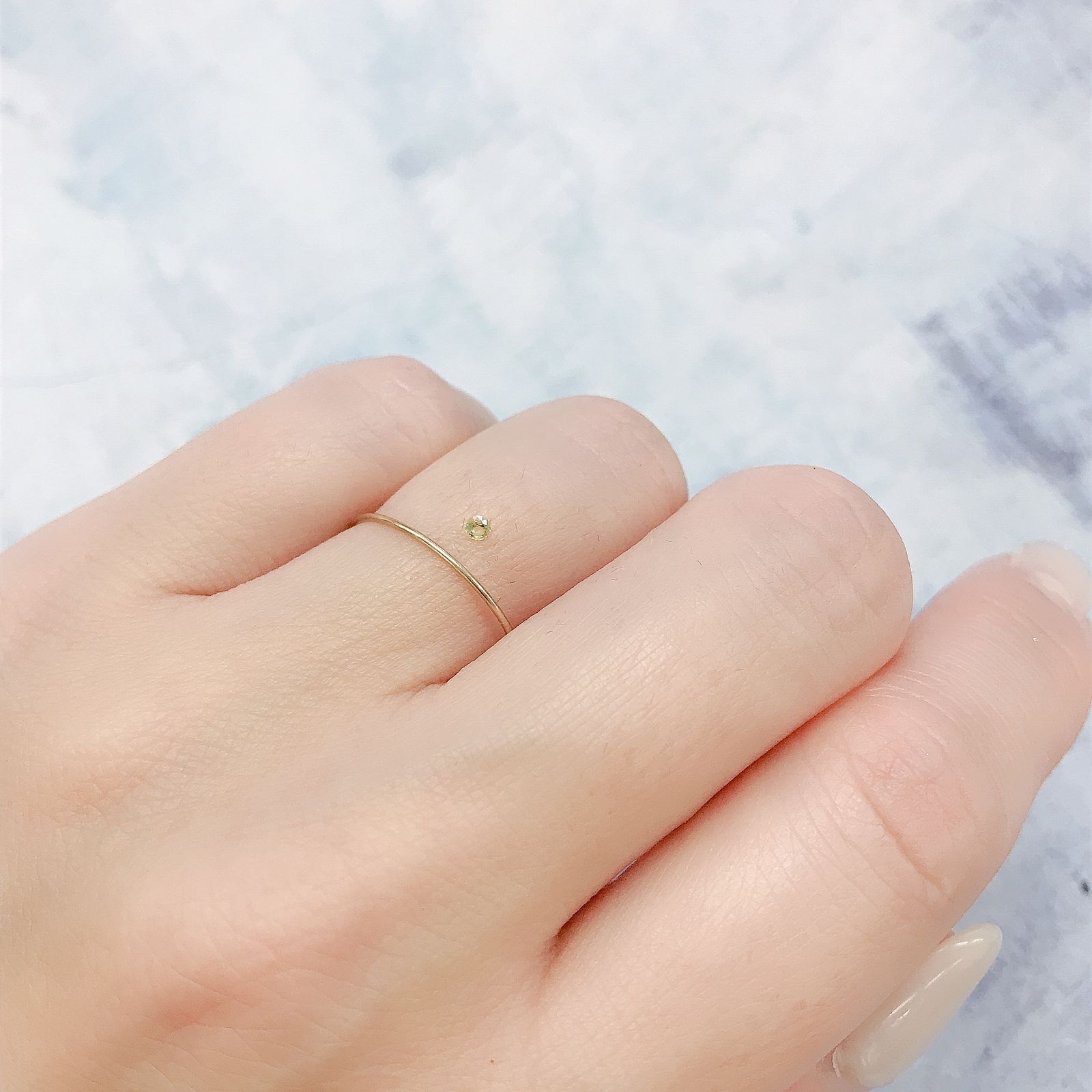 パラサイティックペリドット(宝石名ペリドット)採取地：ロシア 0.025ct 識別済[220616239]1.9x1.9mm前後