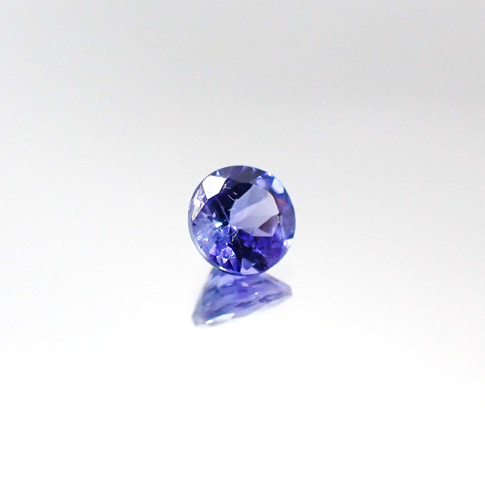 タンザナイト(宝石名タンザナイト)タンザニア産 0.51ct 識別済[230723004]5x4.9mm前後