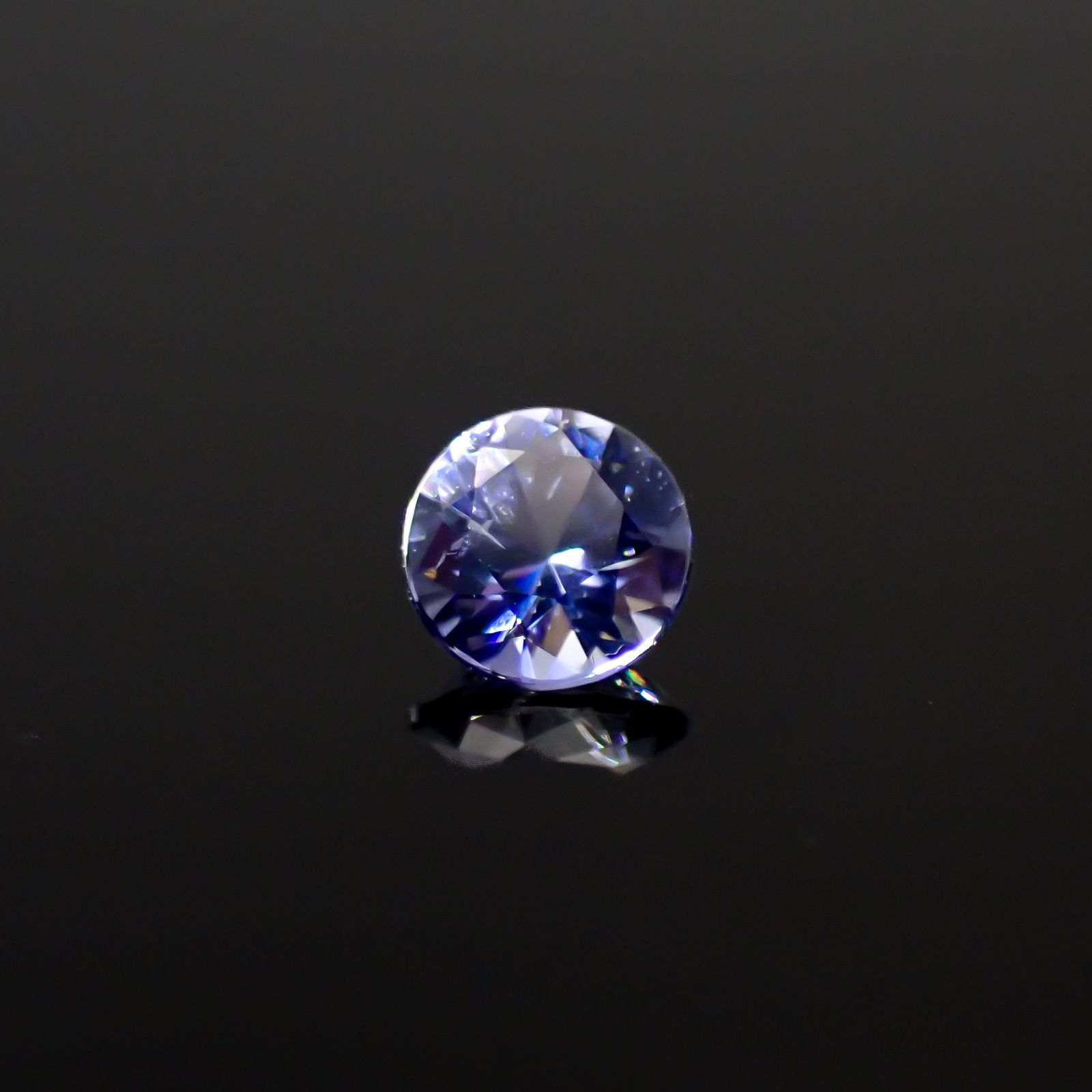 ベニトアイト アメリカ・カリフォルニア州産 0.14ct[240527391]3.1x3.1mm前後