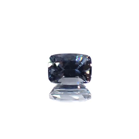 プラチナスピネル(宝石名スピネル)ビルマ産 0.98ct 識別済[250730753]6.6x4.7mm前後