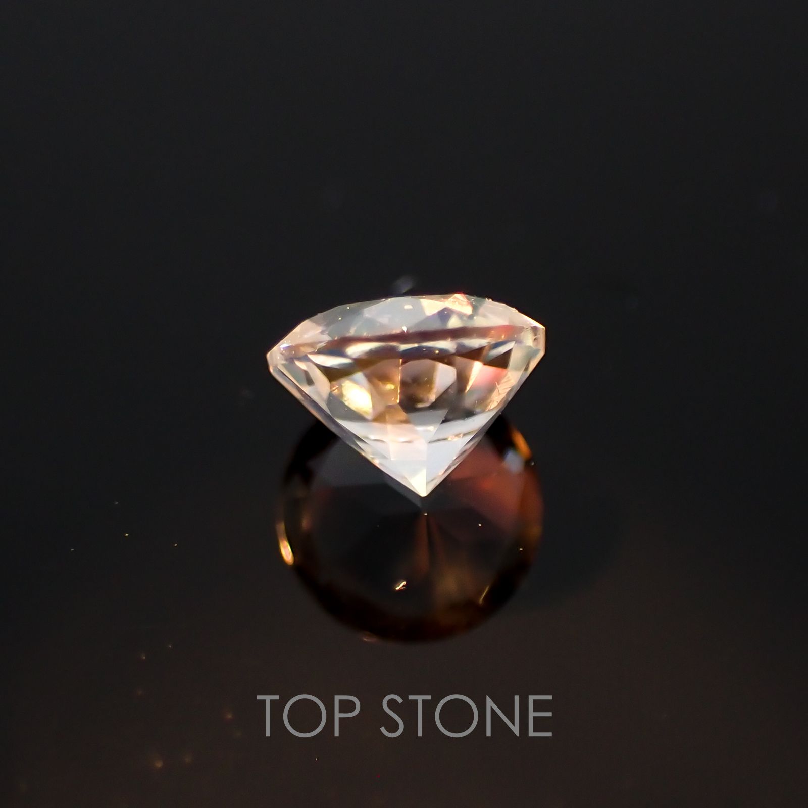 レインボームーンストーン(アンデシンラブラドライト) マダガスカル産 ルース 0.33ct[210310259]4.5×4.5mm前後