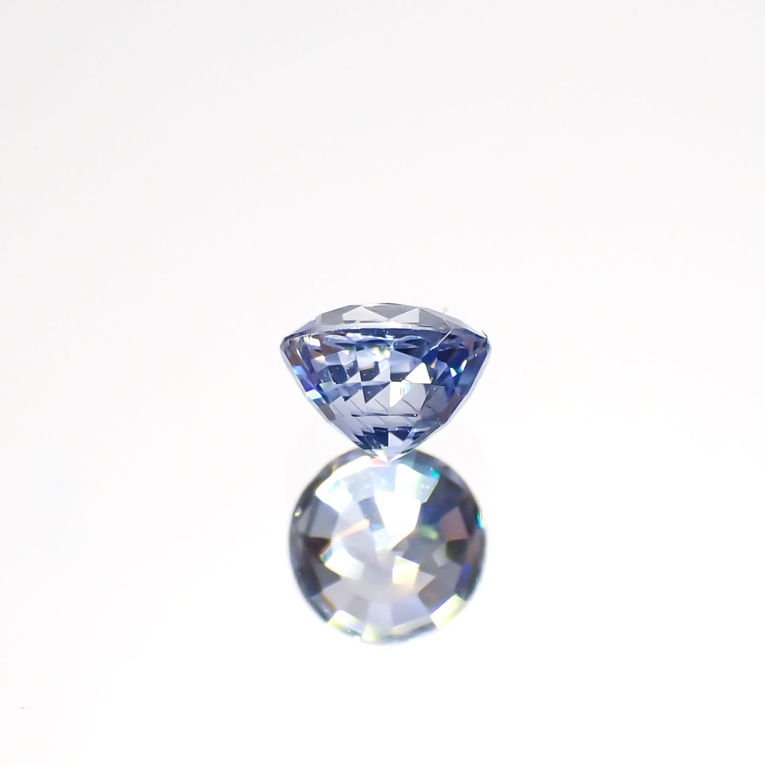 アイスブルーサファイア(宝石名サファイア)スリランカ/マダガスカル産 0.52ct 識別済[220515968]4.5x4.5mm前後