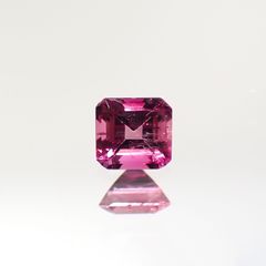 ピンクベリル(宝石名ピンク・ベリル) アメリカ・ユタ州産 0.096ct ソ付(彩珠)[210712052]2.8×2.7mm前後