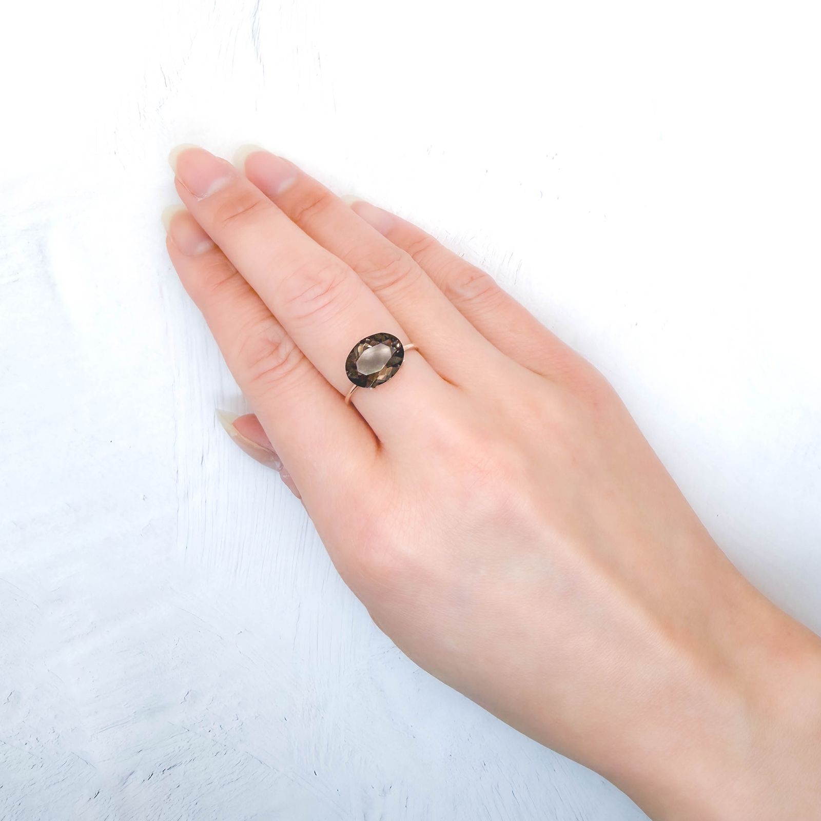 コロンビアナイト コロンビア産 2.92ct / 11.9x9.2mm前後 [260331926]