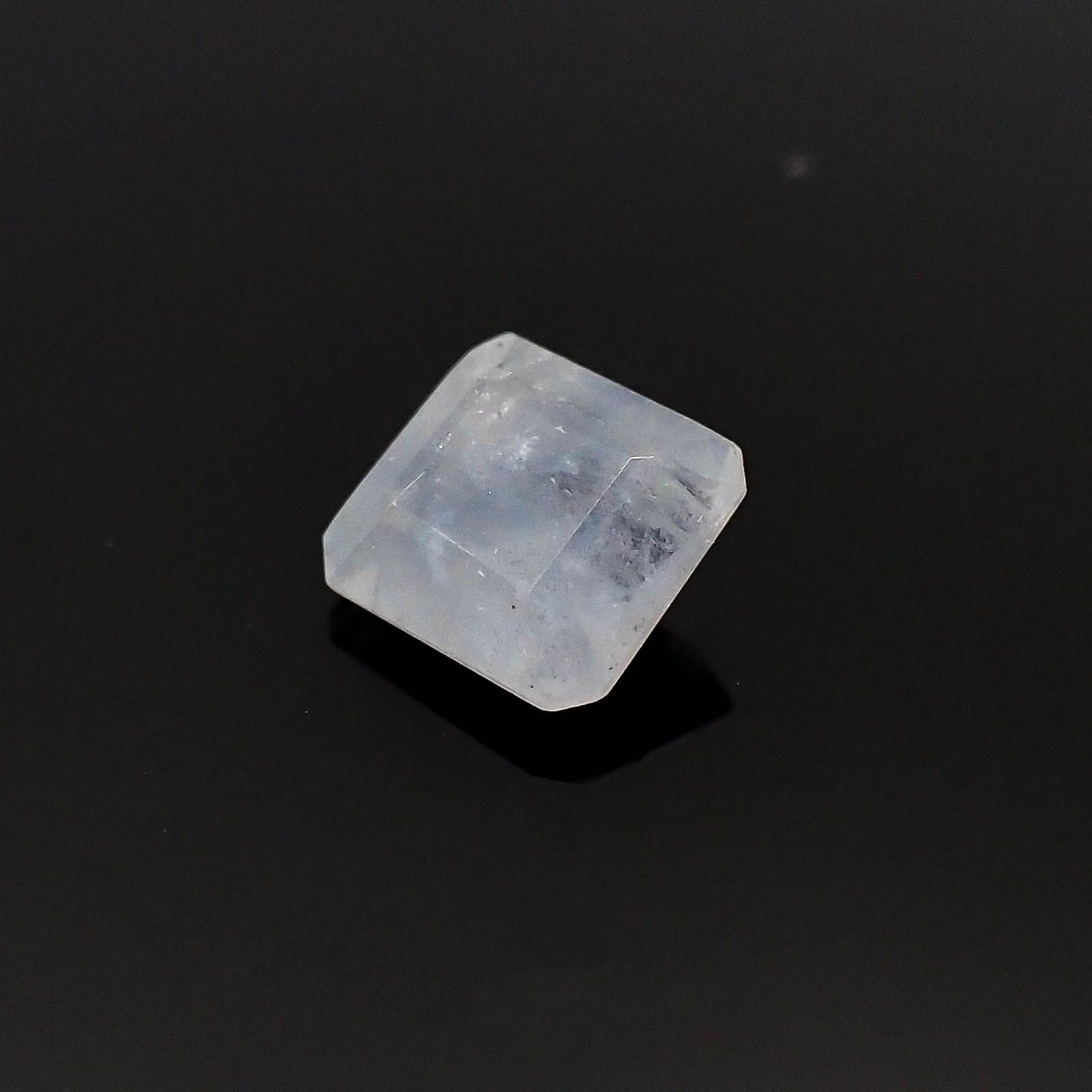 ユークレース ブラジル産 ルース 0.53ct[20084552]5.2×4.8mm前後