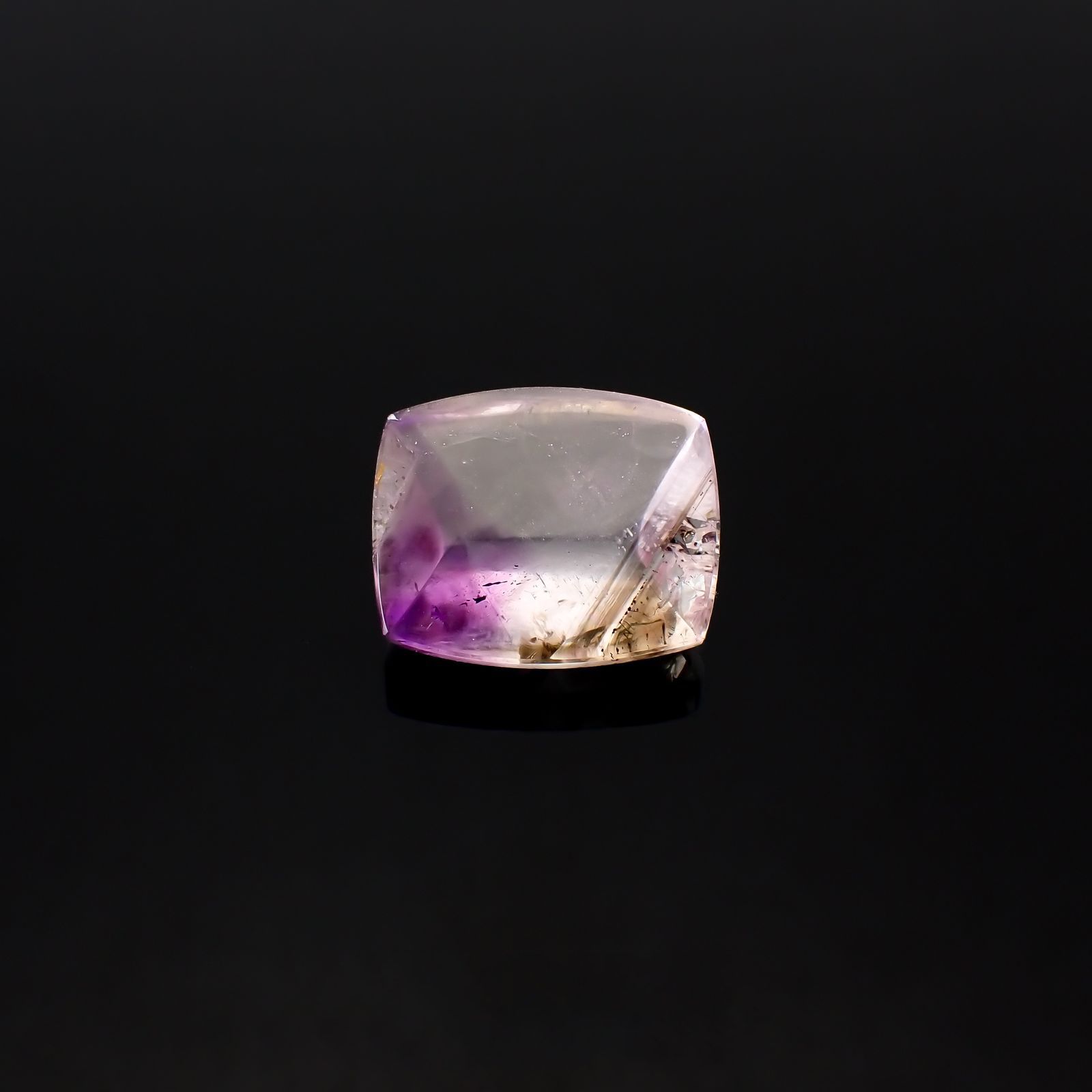 アメジストエレスチャル ブラジル産 16.86ct[220917974]18x14.7mm前後