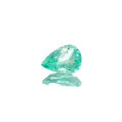 パステルカラーエメラルド コロンビア産 0.22ct / 5.3x3.6mm前後 [220918057]