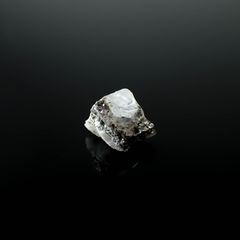 フェナカイト 原石 ロシア産 4.11ct [250730802]11.1x7.3mm前後