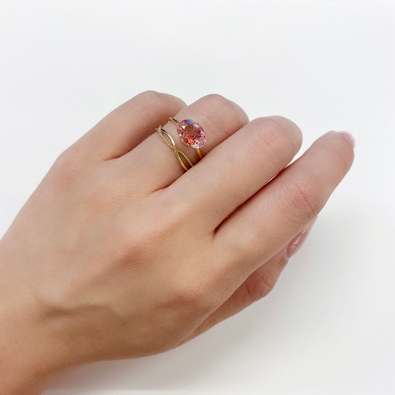 ファイヤークォーツ ナイジェリア産 ルース 1.82ct[210610714]9.3×6.9mm前後
