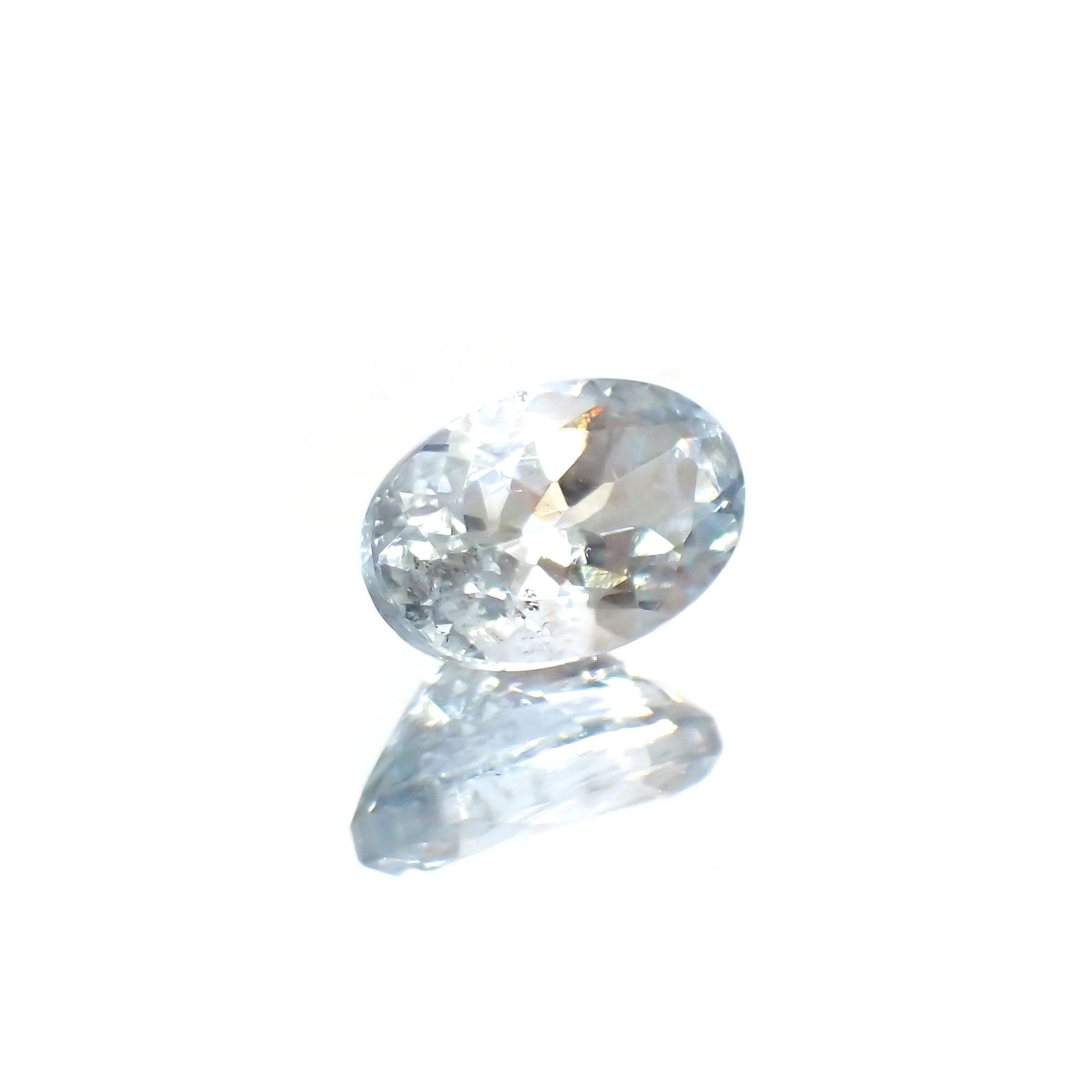 アベンチュリンアクアマリン ナイジェリア産 1.08ct / 7.9x5.2mm前後 [260114449]