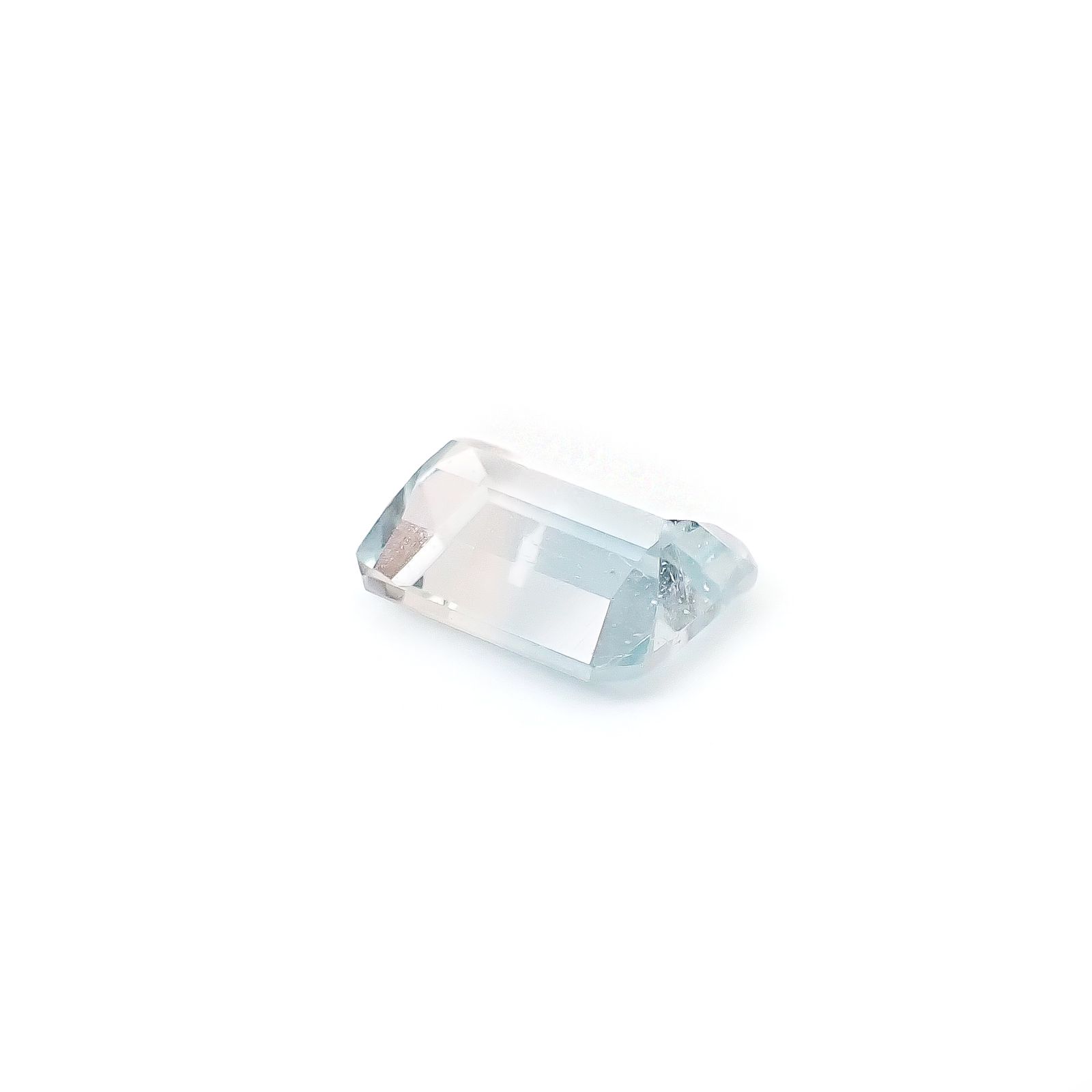 バイカラートパーズ 非加熱 ブラジル産 8.87ct / 13.2x10.6mm前後 [260331795]
