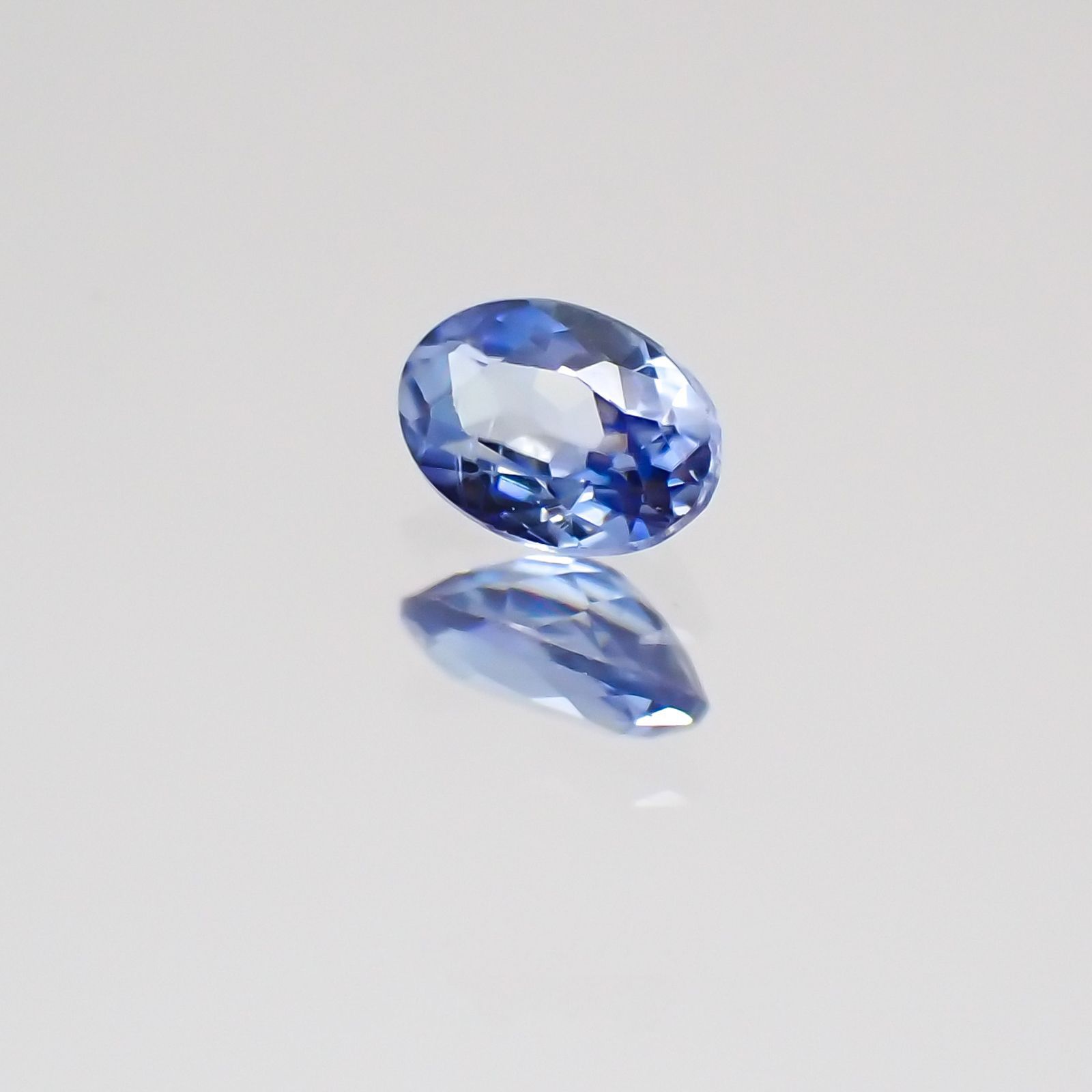 ベニトアイト アメリカ産 ルース 0.107ct[20129262]3.5×2.4mm前後