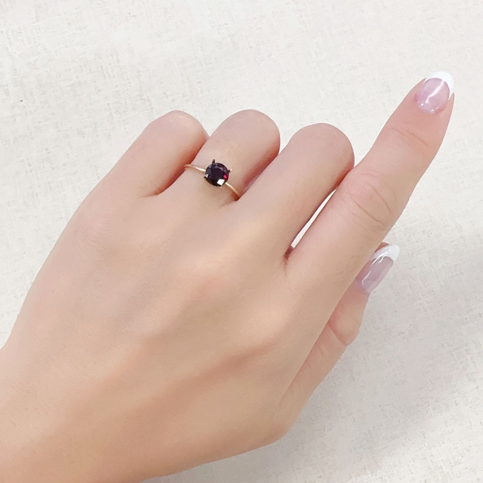 アントヒルガーネット(クロムパイロープガーネット) アメリカ・アリゾナ州産 0.95ct[230722887]6.1x6mm前後