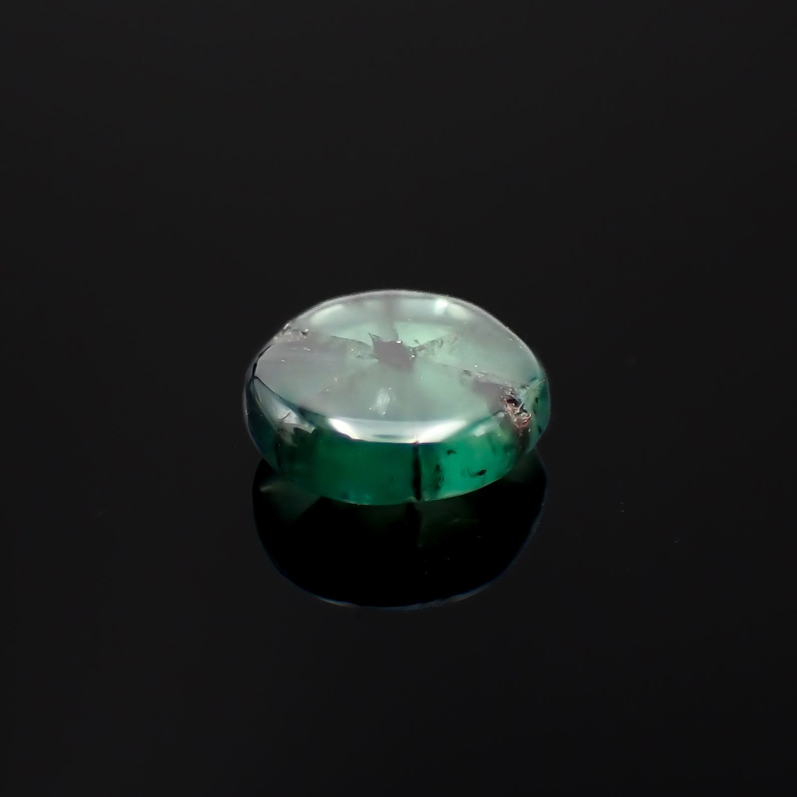 トラピッチェエメラルド コロンビア産 0.64ct[230722968]5.8x5.7mm前後