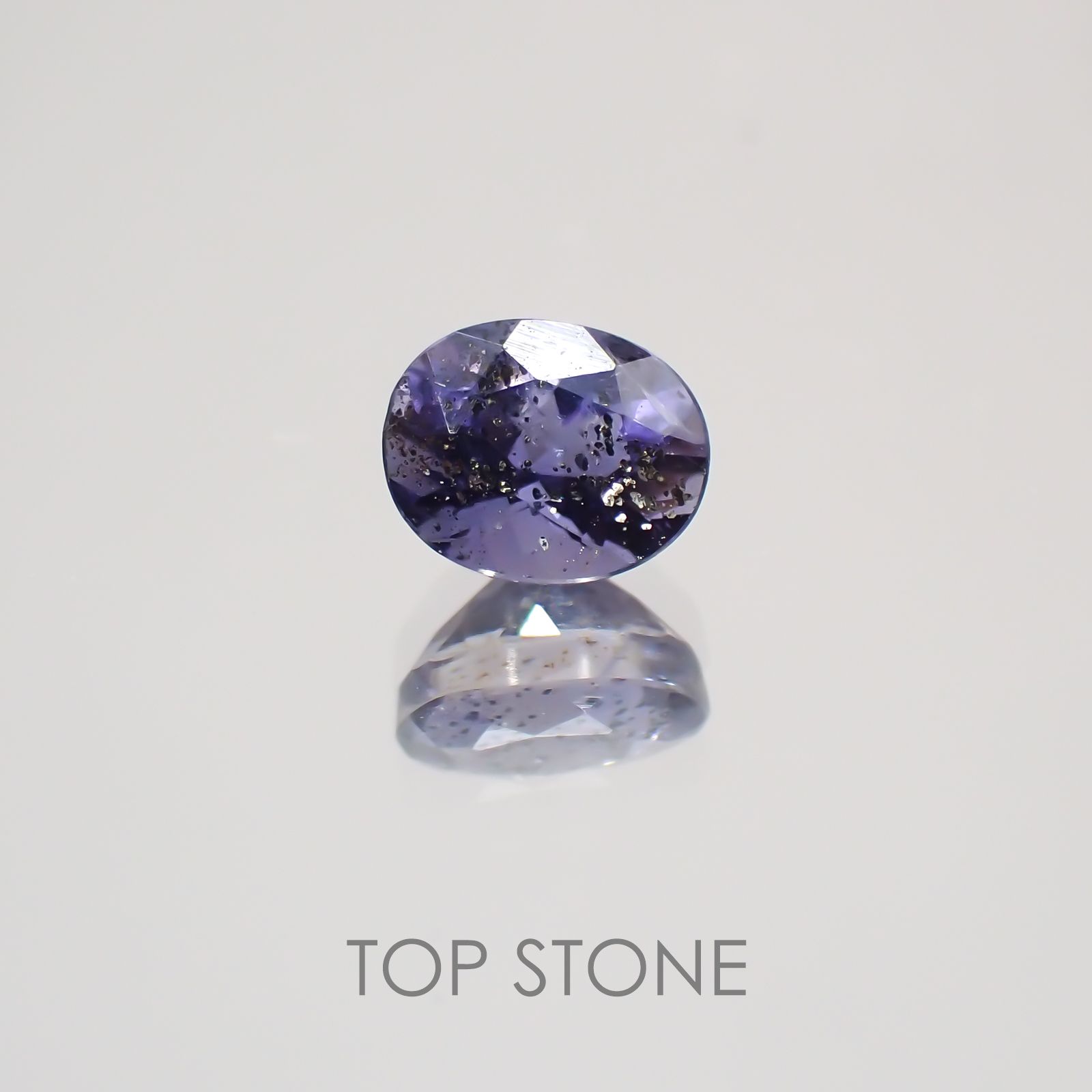 アイオライトサンストーン インド・ブラジル産 ルース 0.35ct[21018915]4.8×3.8mm前後