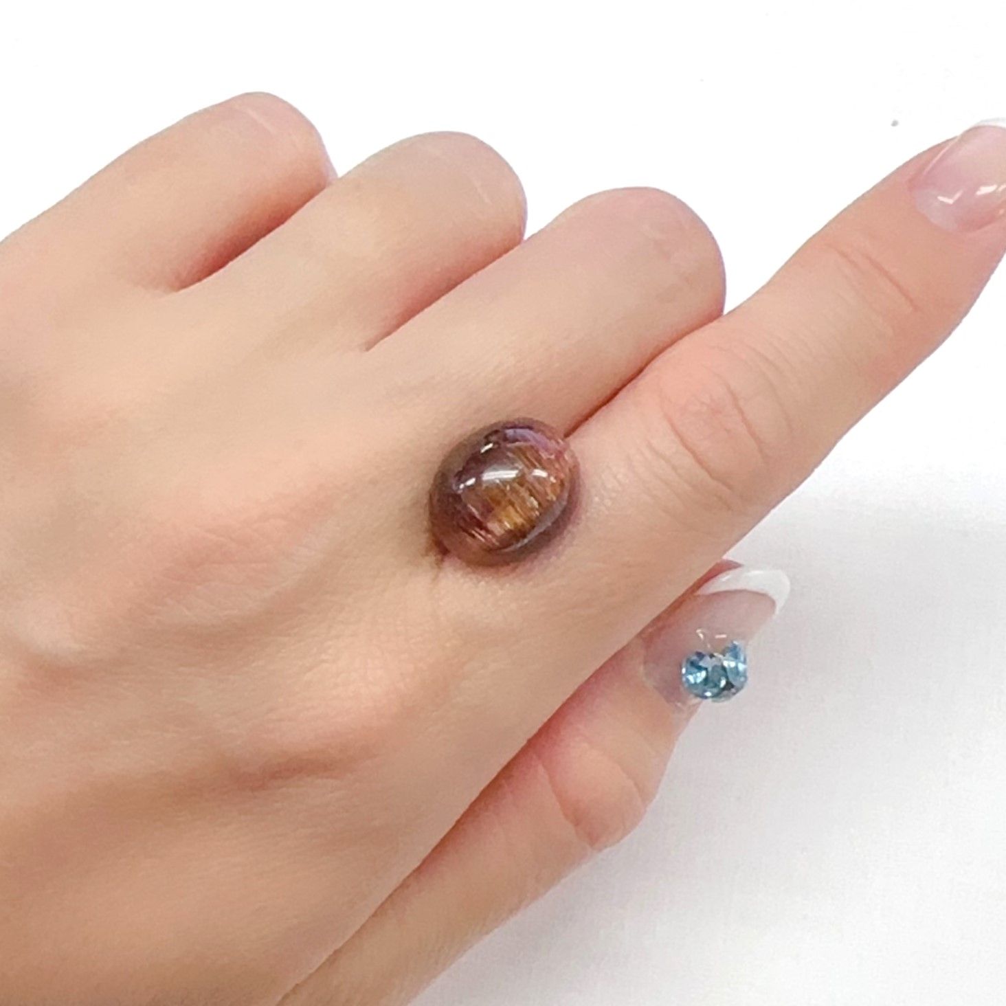 ルチルクォーツ キャッツアイ ブラジル産 11.81ct[240427049]14.6x12.1mm前後