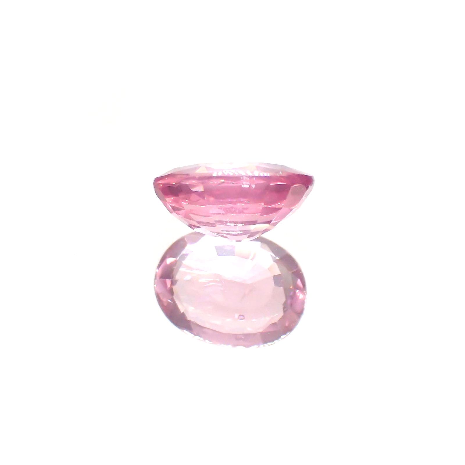 ピンクスピネル(宝石名ピンク・スピネル)タンザニア産 ソ付(彩珠) 1.306ct / 7.7x5.9mm前後 [260222577]