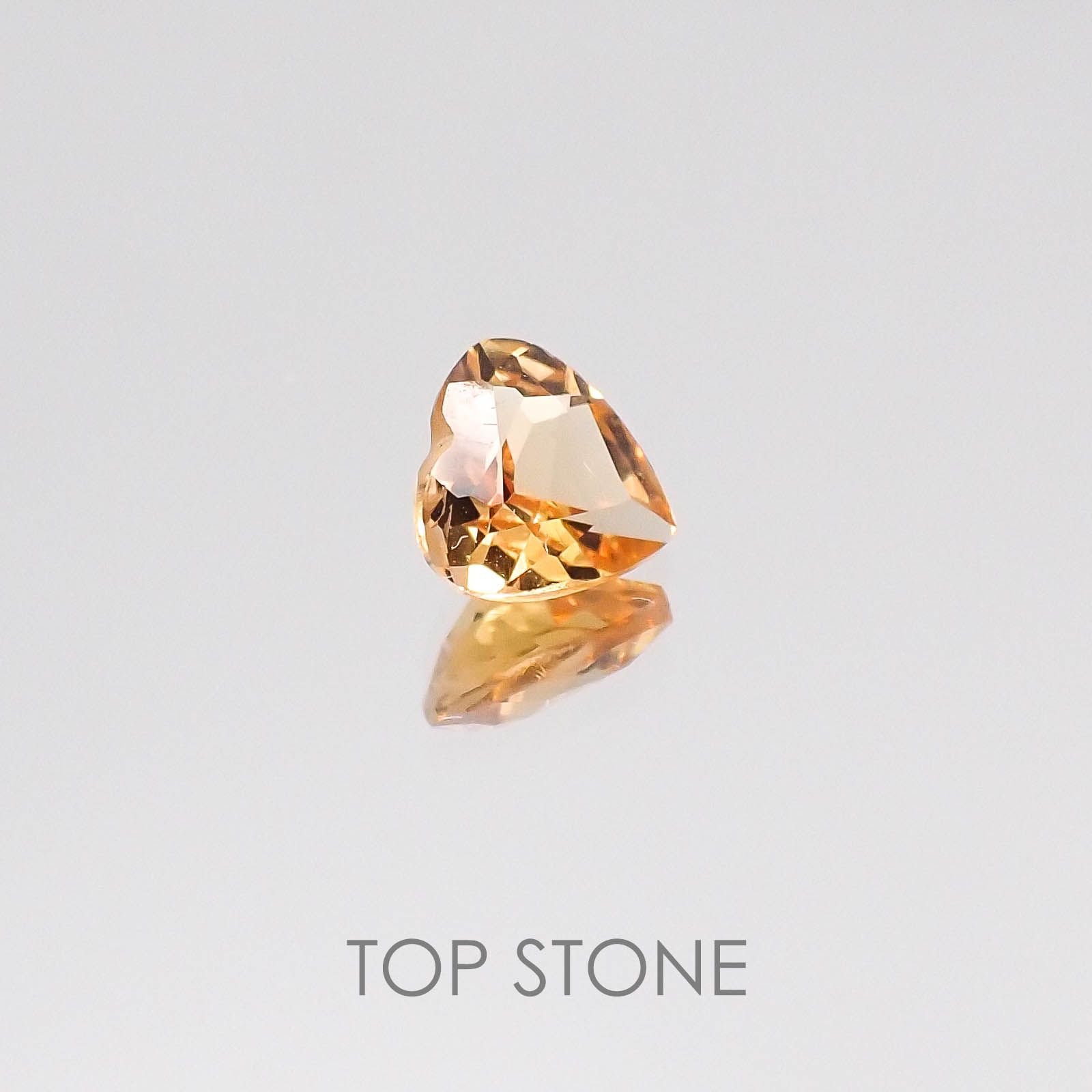 インペリアルトパーズ ブラジル産 ルース 0.53ct[20084371]5.2×5.3mm前後