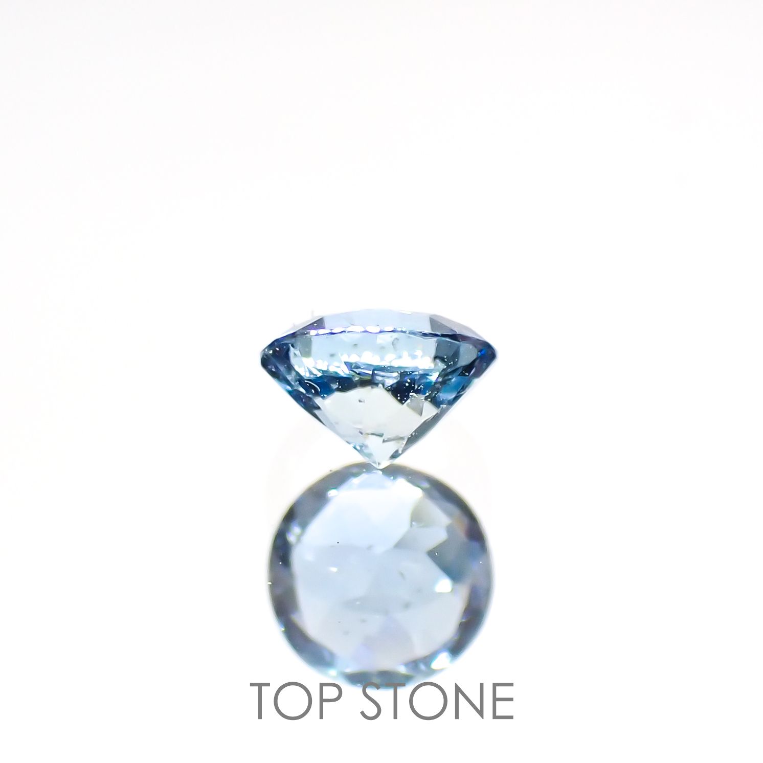 サンタマリアアクアマリン(宝石名アクアマリン)ブラジル産 0.21ct 識別済[220114676]4x4mm前後