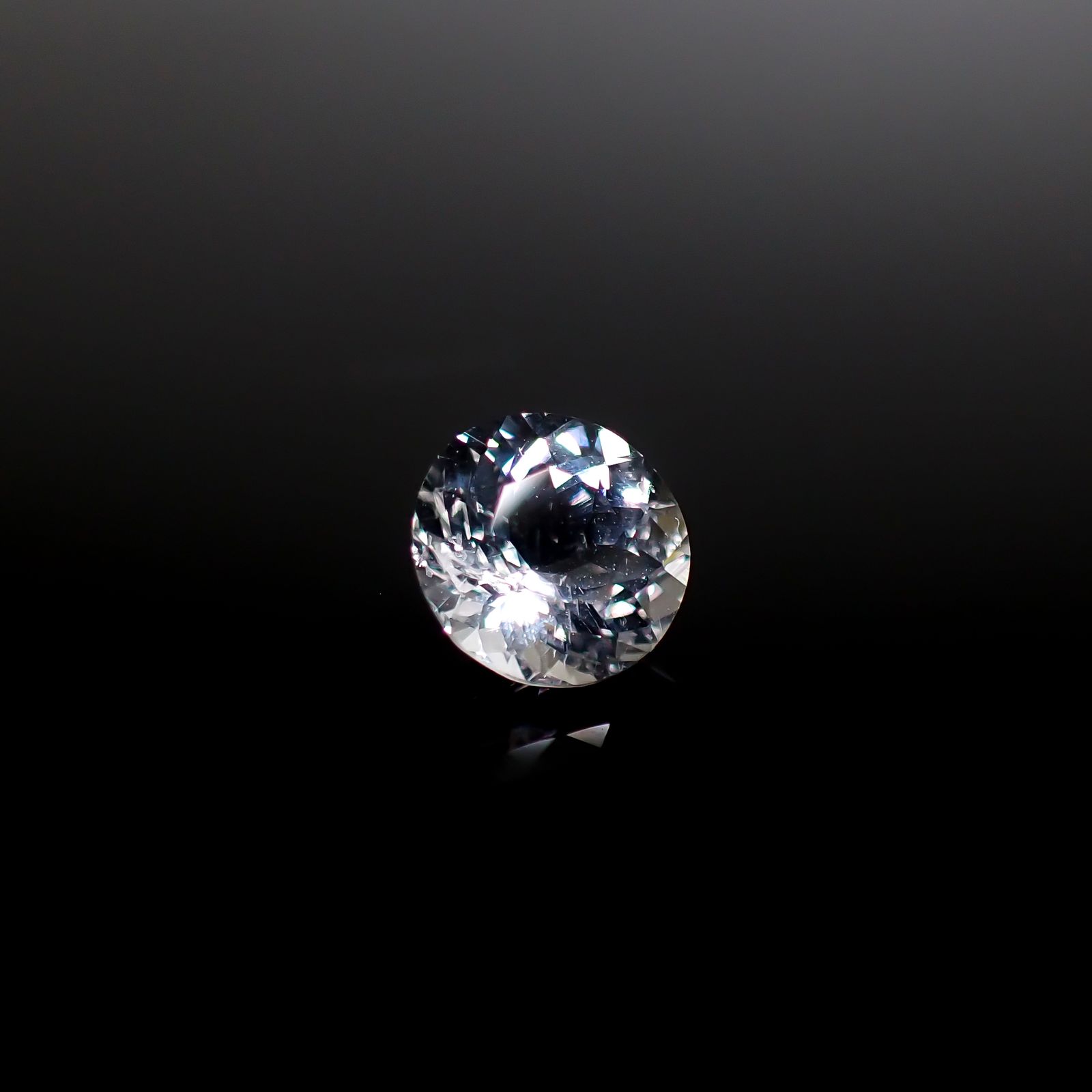 ポルサイト(宝石名ポルサイト)アフガニスタン産 1.05ct 識別済[250129724]6.6x6.6mm前後