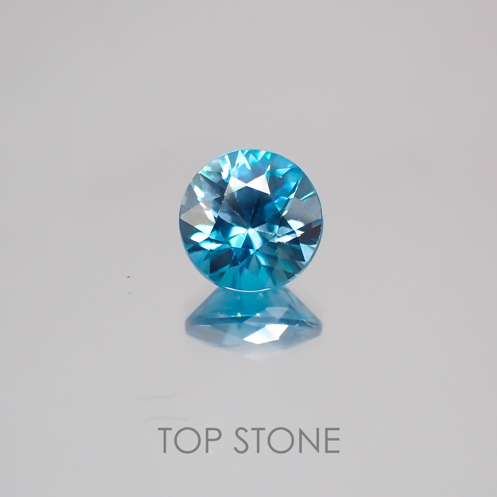 ブルージルコン(宝石名ジルコン) カンボジア産 1.84ct 識別済[20063092]6.7×6.7mm前後