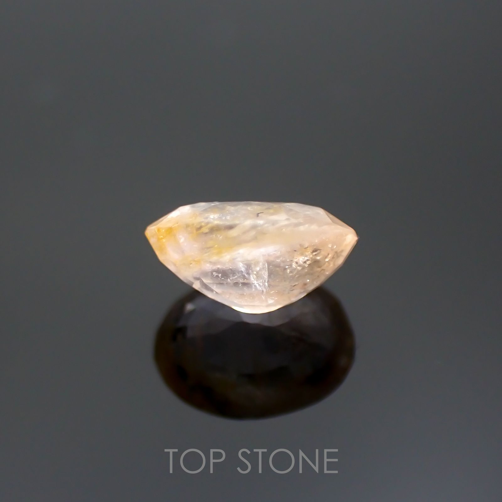 ターフェアイト(宝石名ターフェアイト) スリランカ産 0.759ct ソ付(彩珠)[20129282]6.3×4.8mm前後