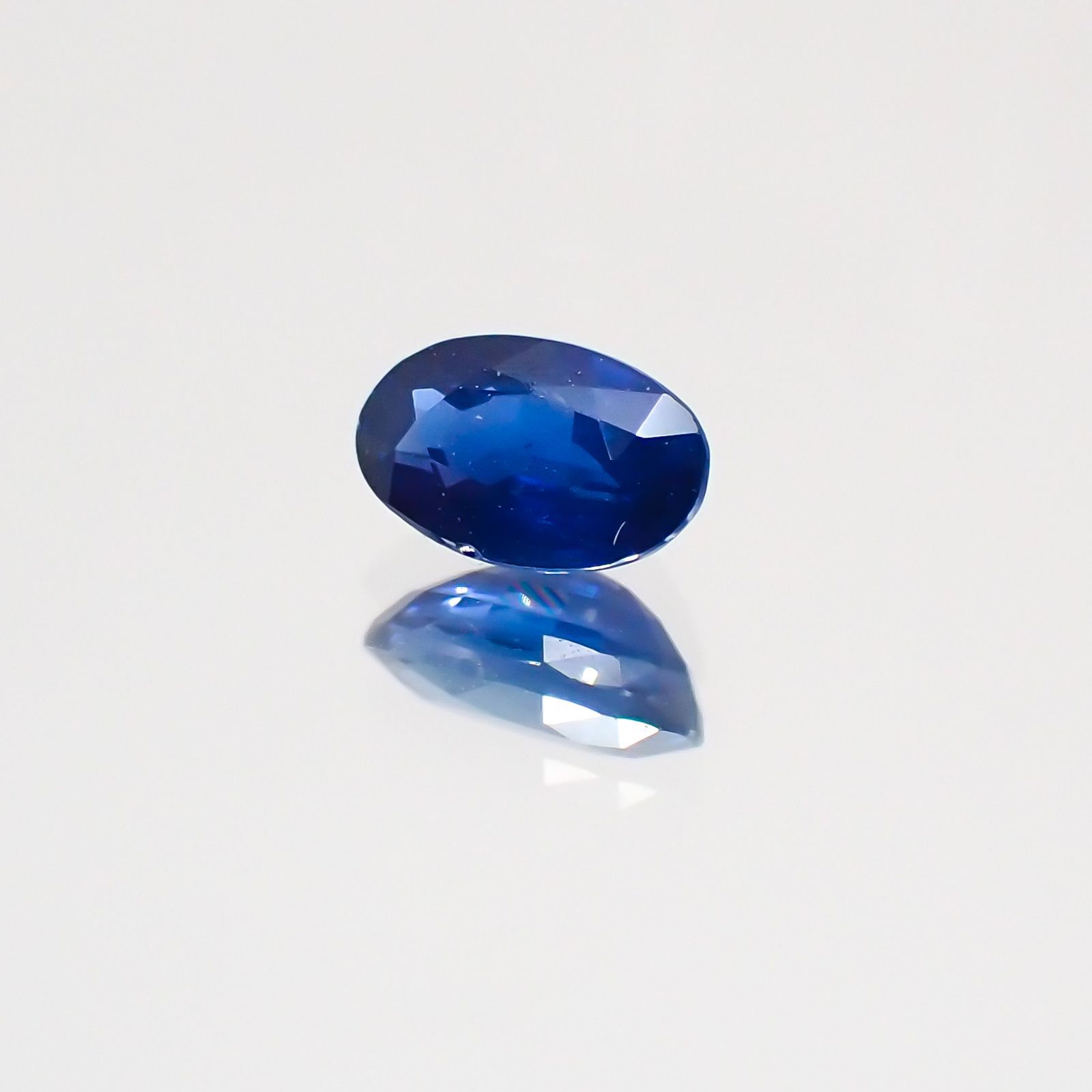 サファイア(宝石名サファイア) マダガスカル/スリランカ産 0.33ct 識別済[21038715]5×3.1mm前後